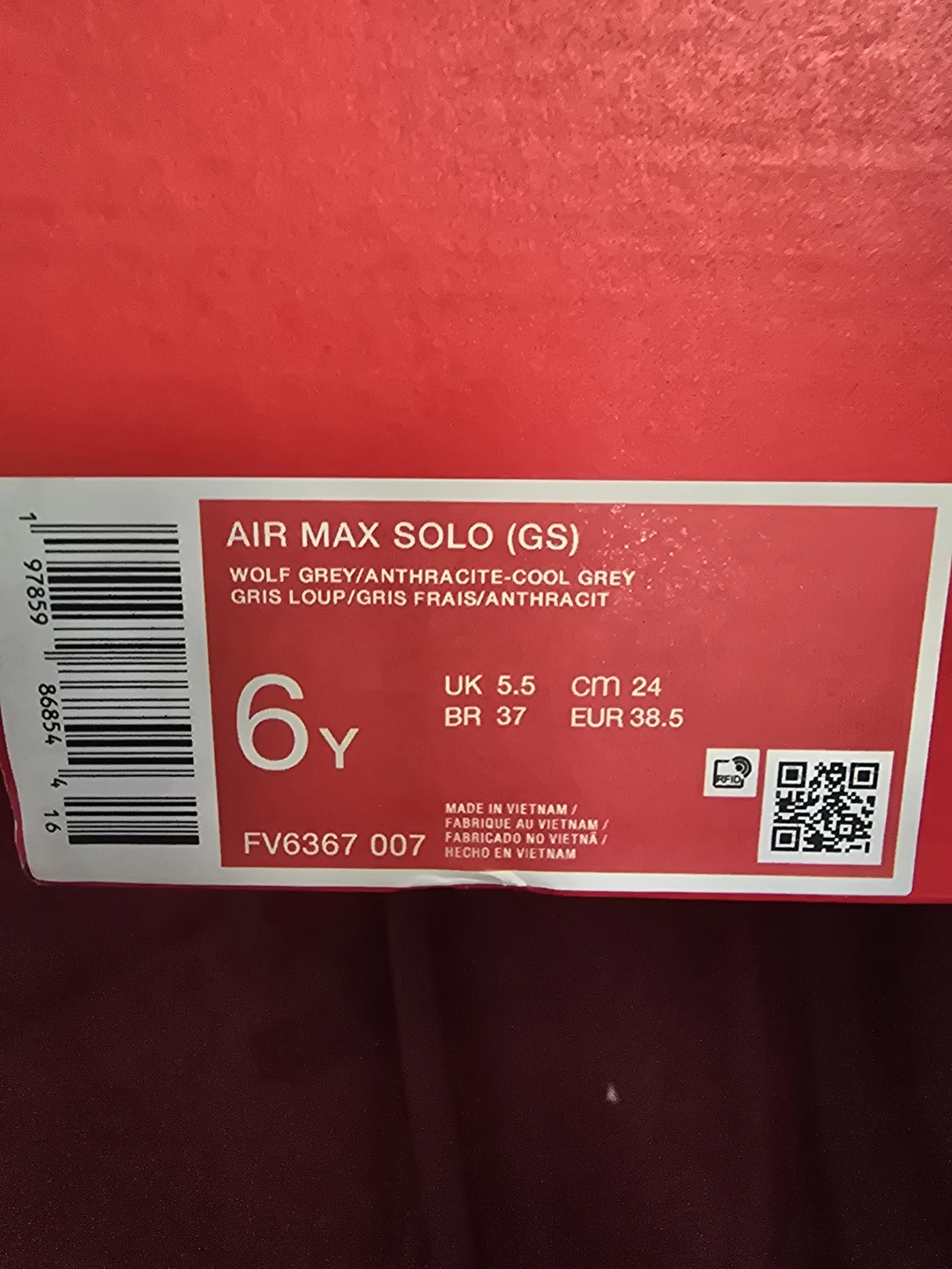 Nike Air Max Solo (GS) Sneakers - Gray/Red, Size 6Y - photo 3