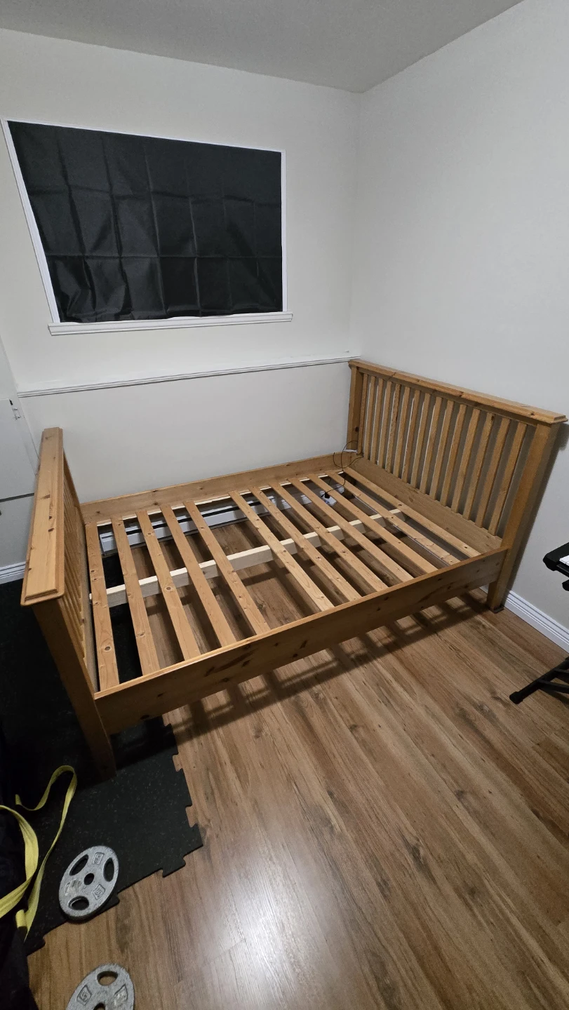 Wooden Bed Frame - photo 3
