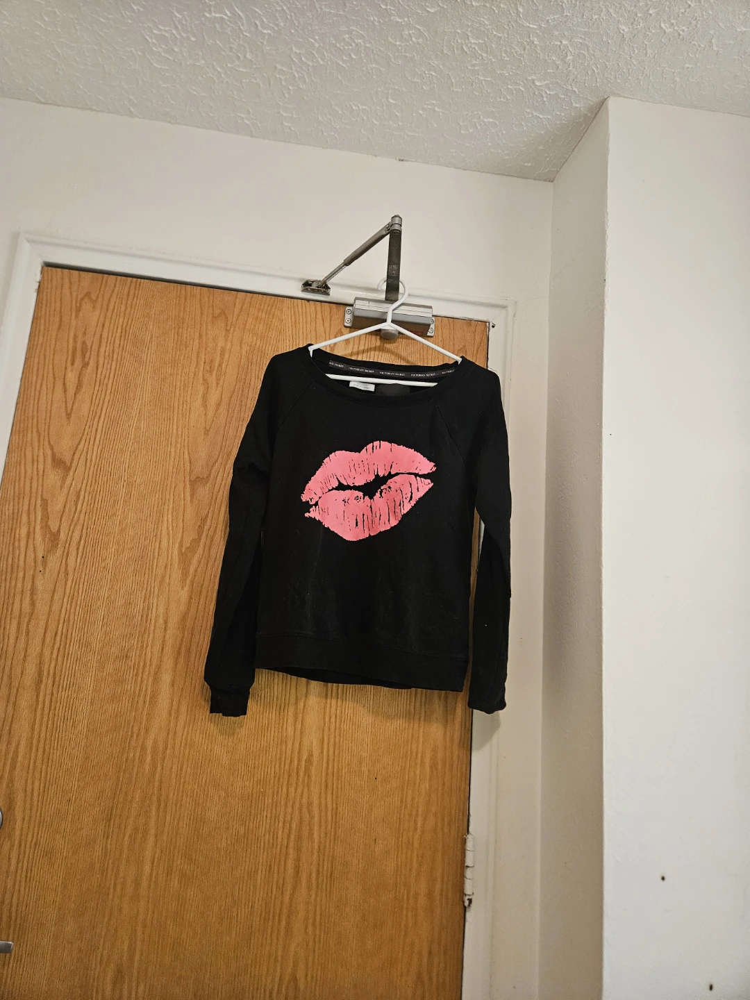 Victoria's Secret Black Lip Print Sweatshirt