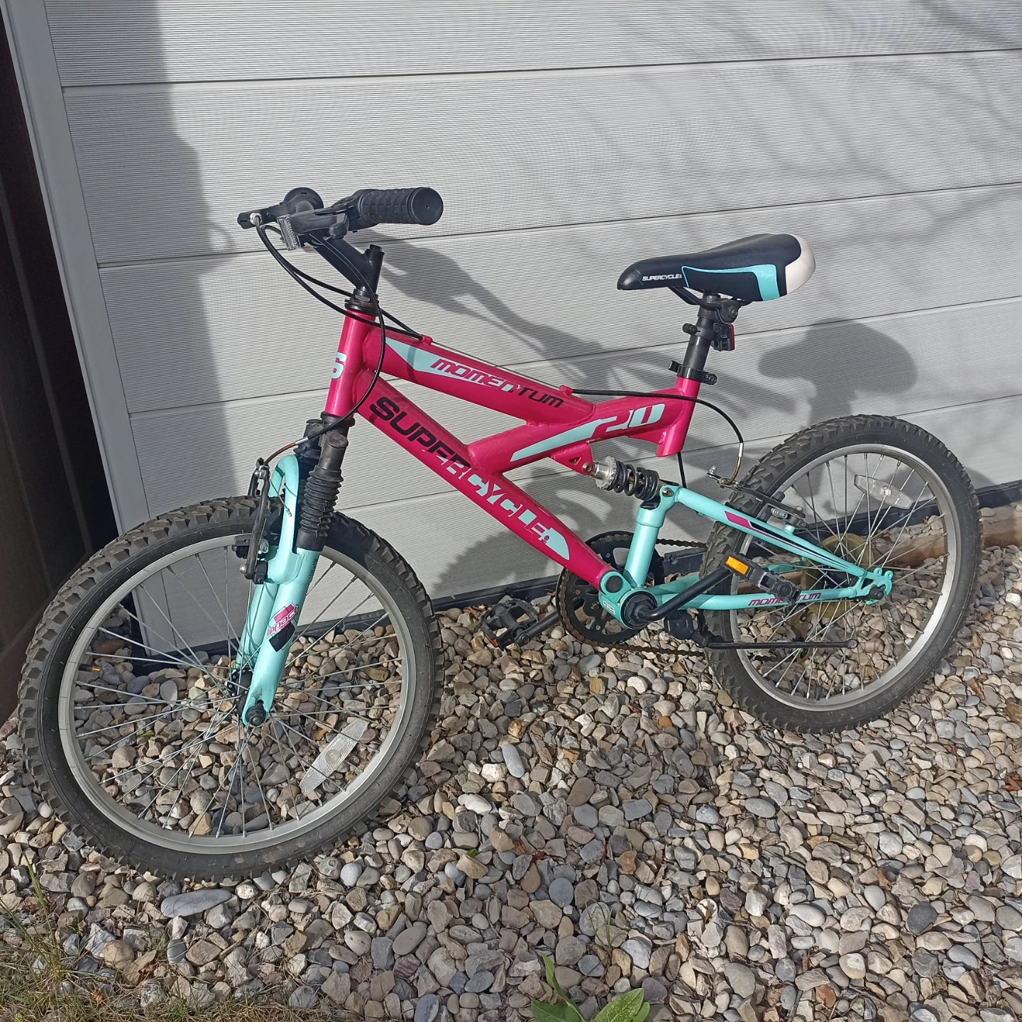 Supercycle Momentum Kids Bike