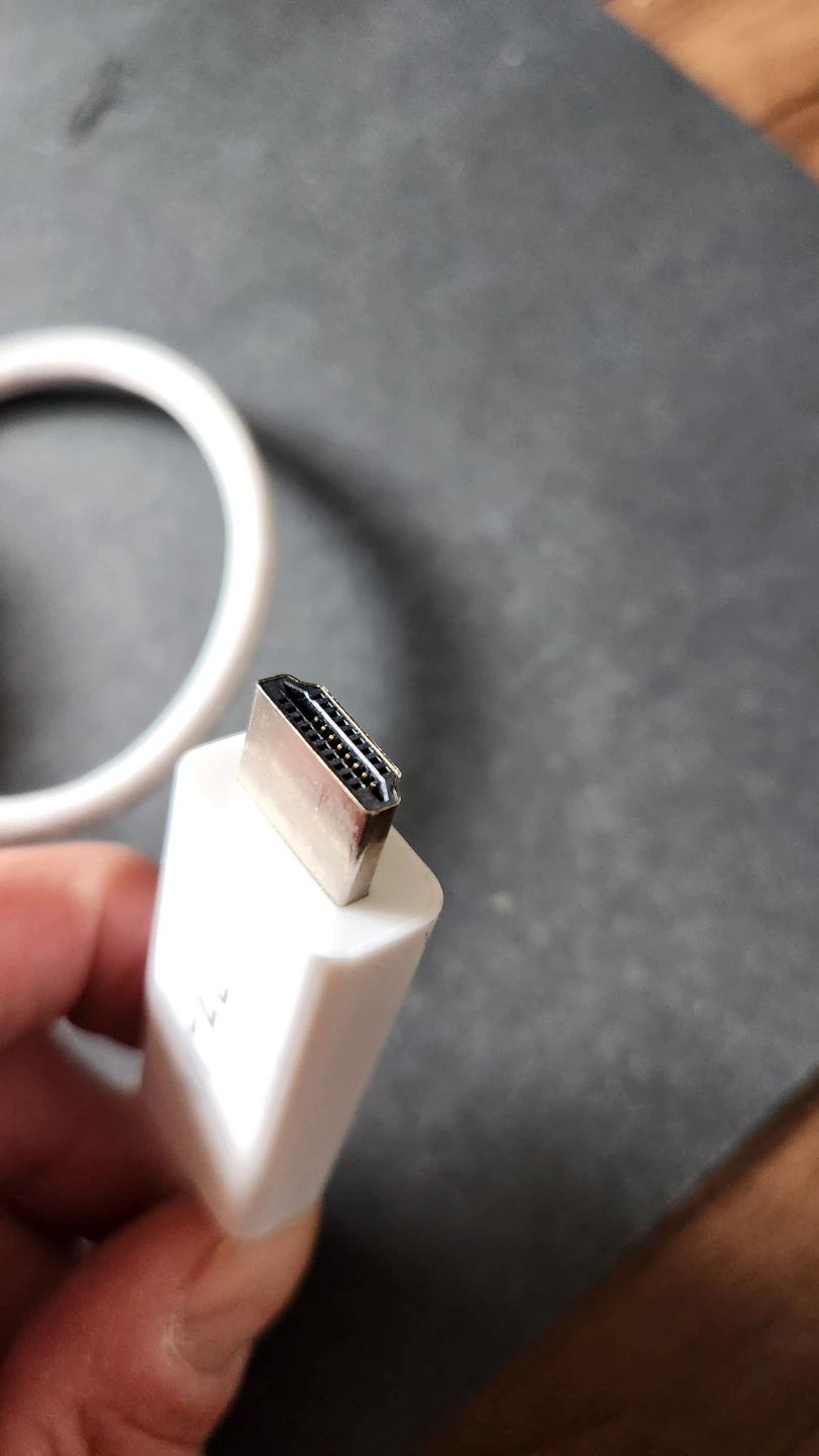 White Mini DisplayPort to HDMI Cable - male to male - photo 2