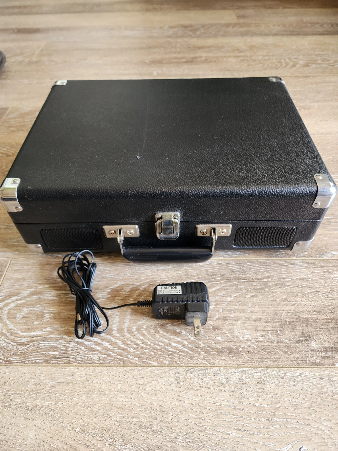Crosley Record Player with Built-in Speakers - photo 2