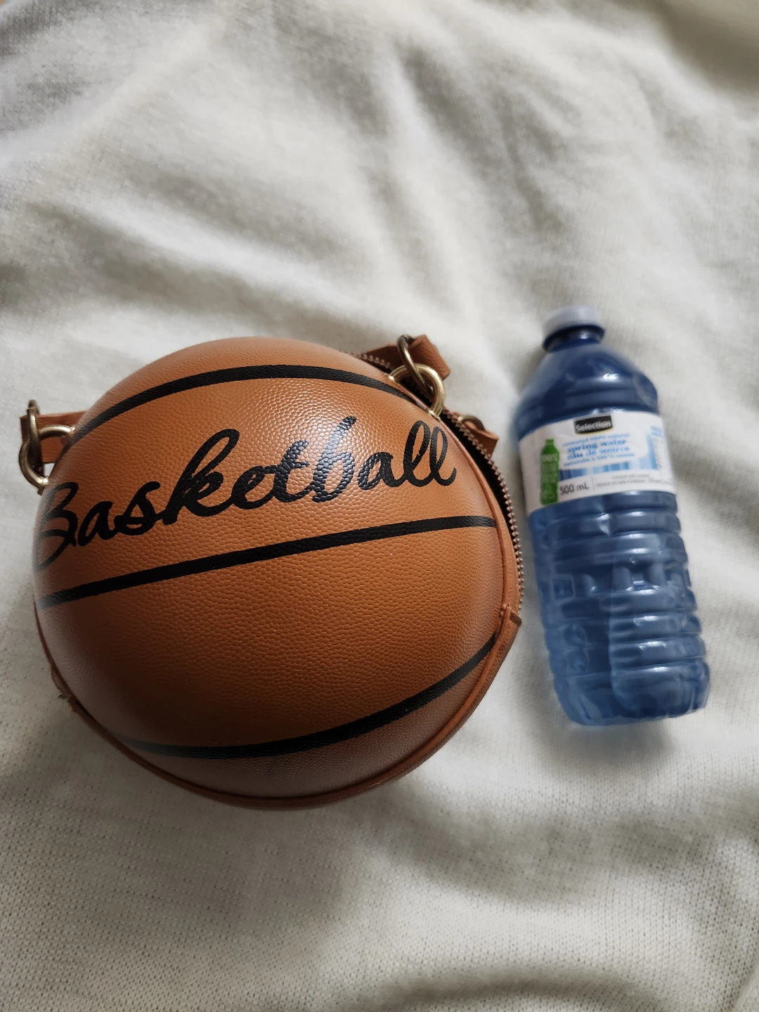 Basketball shaped coin purse