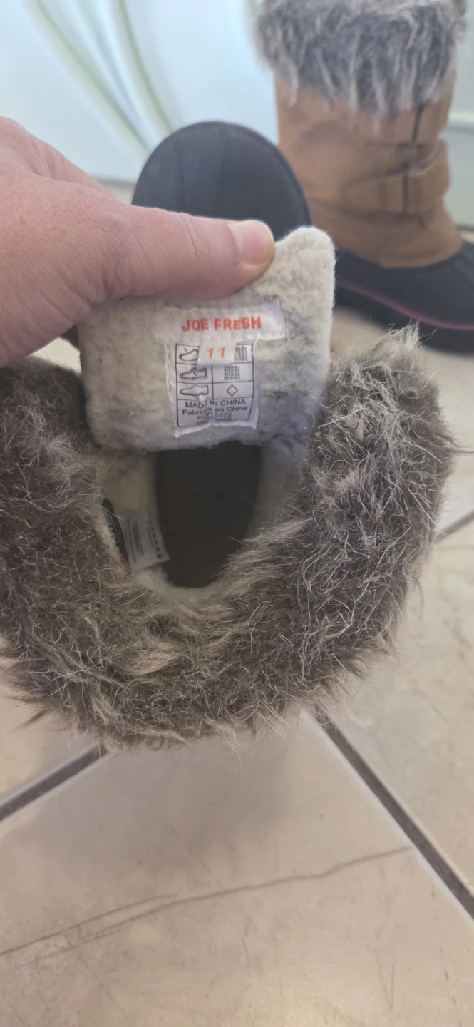Joe Fresh Toddler Snow Boots Size 11 - photo 3