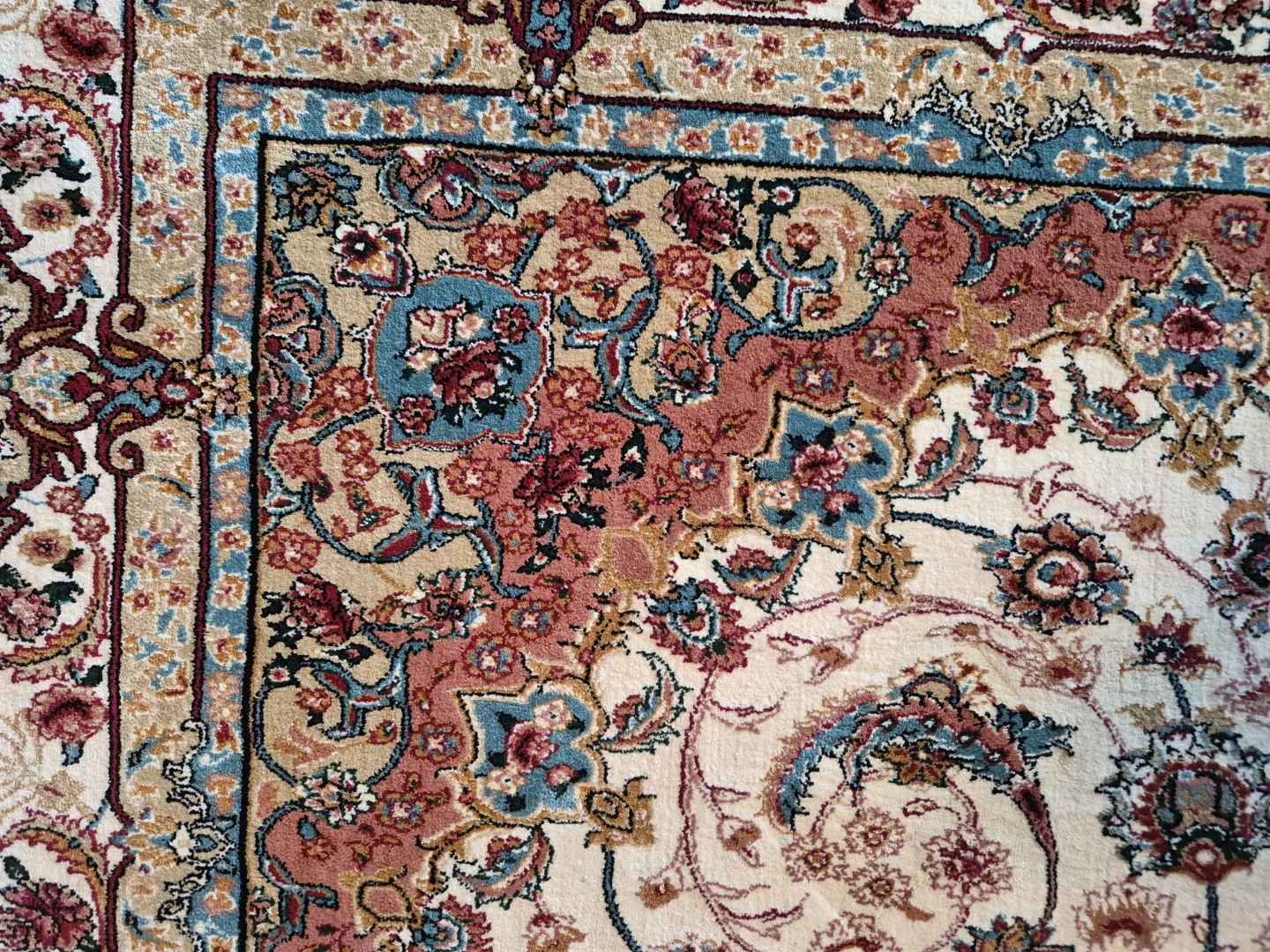 4' x 7' area rug - photo 4