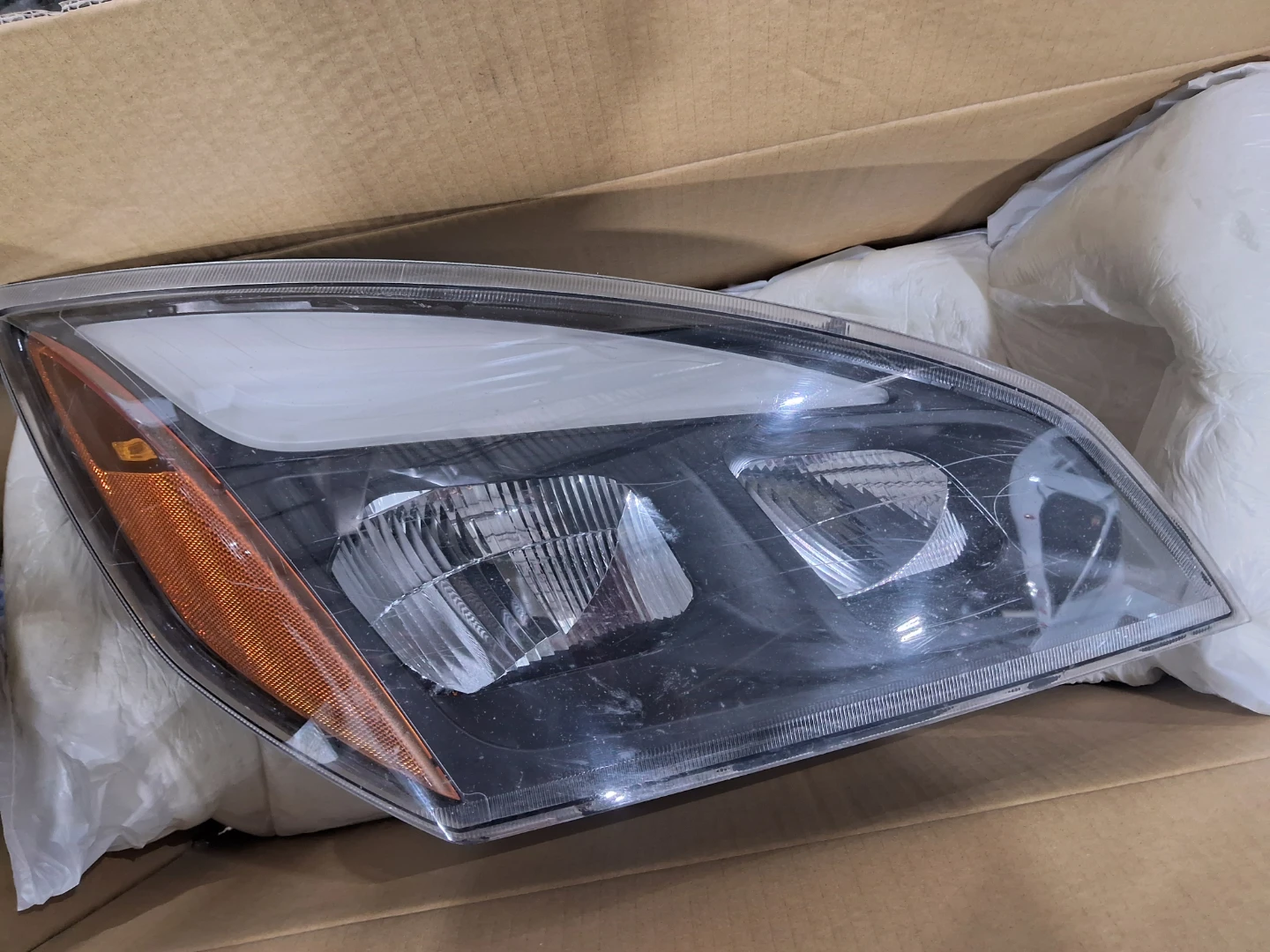 Headlight Assembly - photo 2