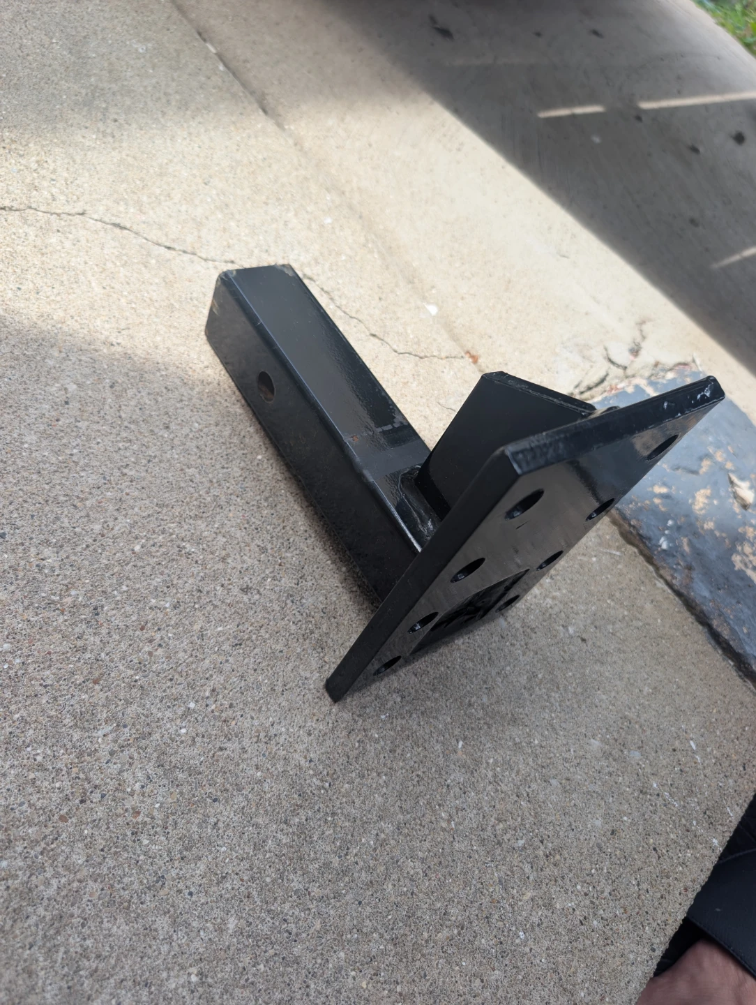 Hitch Receiver Mount with Vertical Plate - photo 3