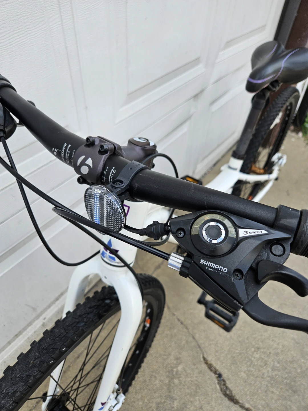Trek Neko Hybrid Bike - photo 5