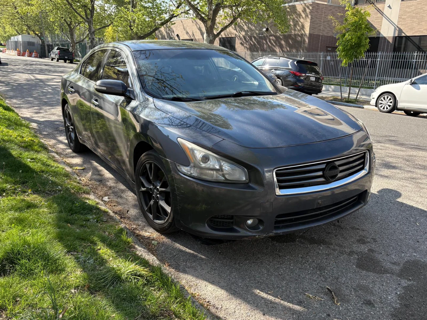 2010 NISSAN MAXIMA SEDAN - photo 3