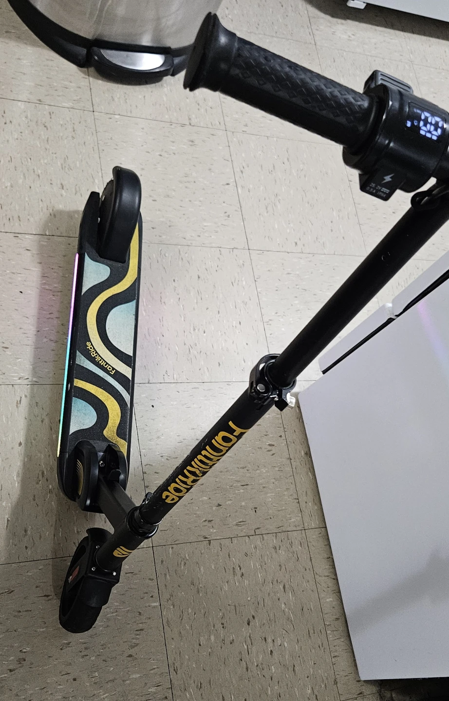 FanttikRide C9 Pro Kids Electric Scooter Ages 8-12 - photo 5