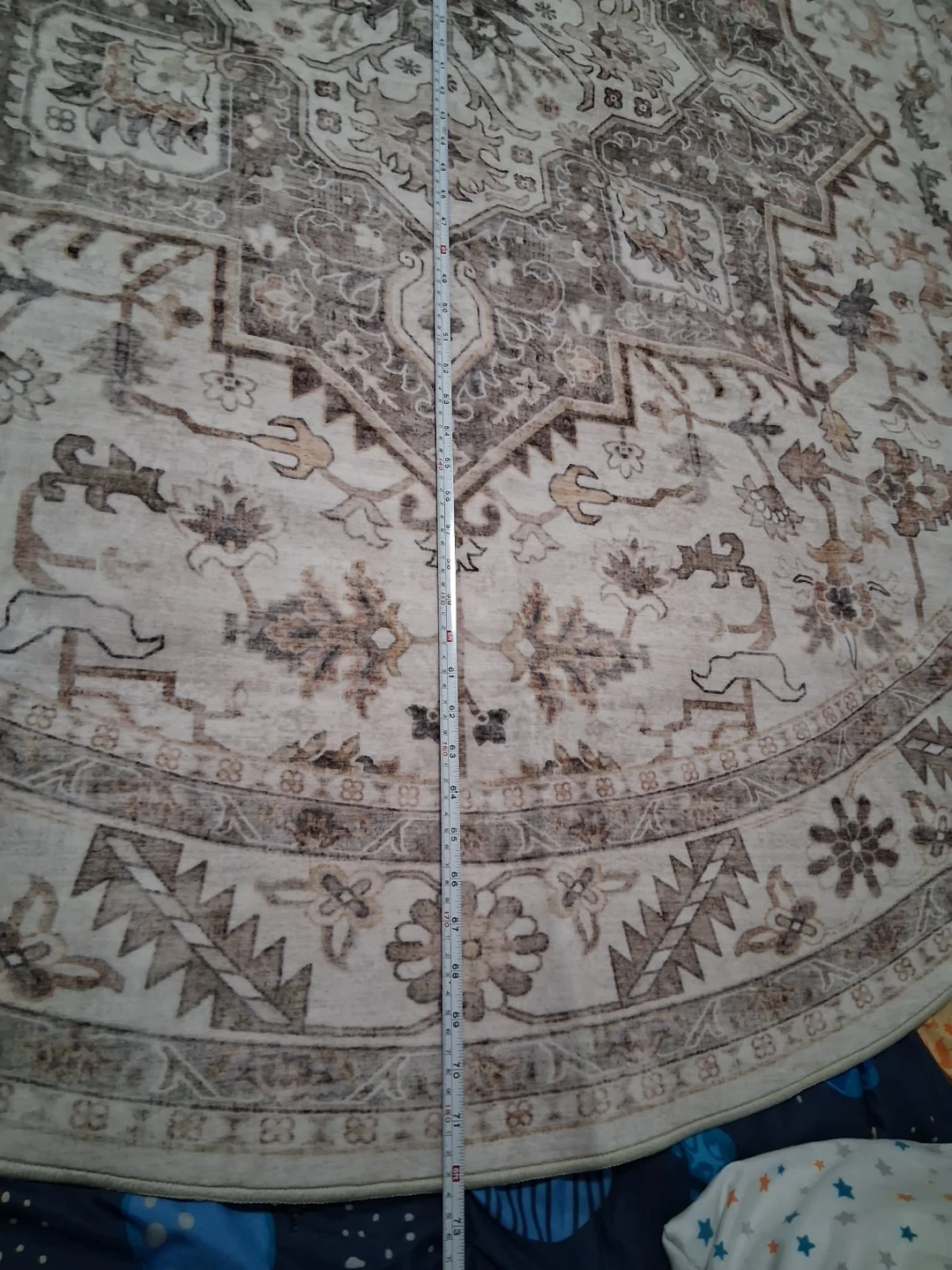 Round Persian-Style Area Rug - photo 3