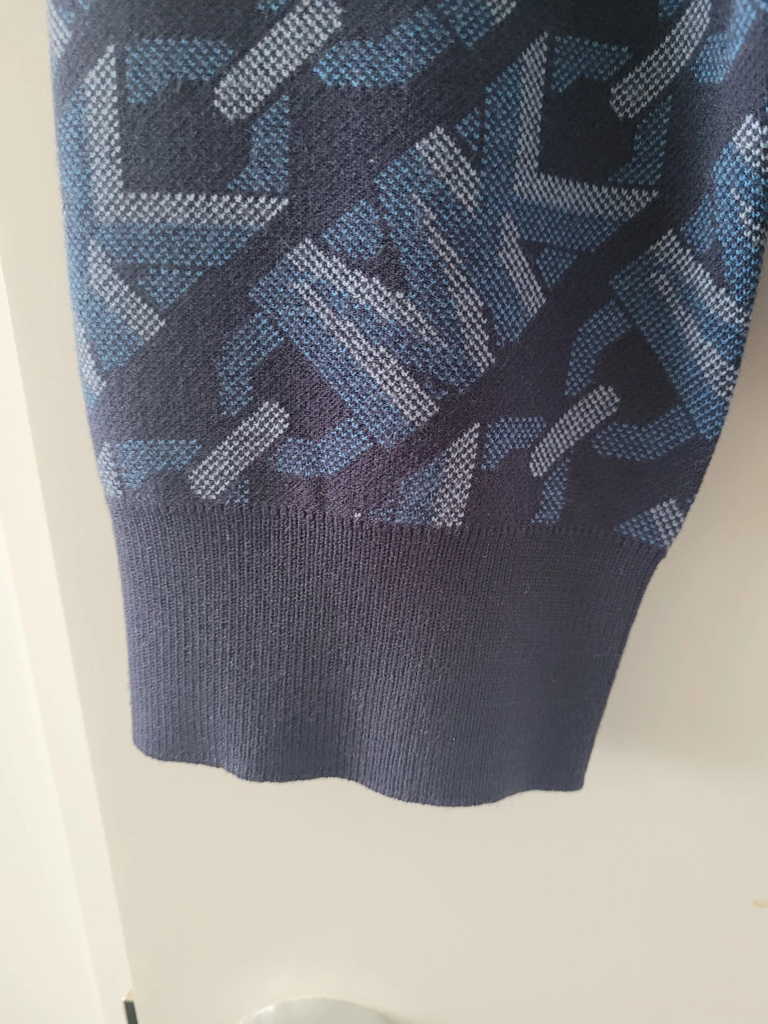 [XL] NWOT Men's Luxury MK Monogram Knit Sweater - photo 3