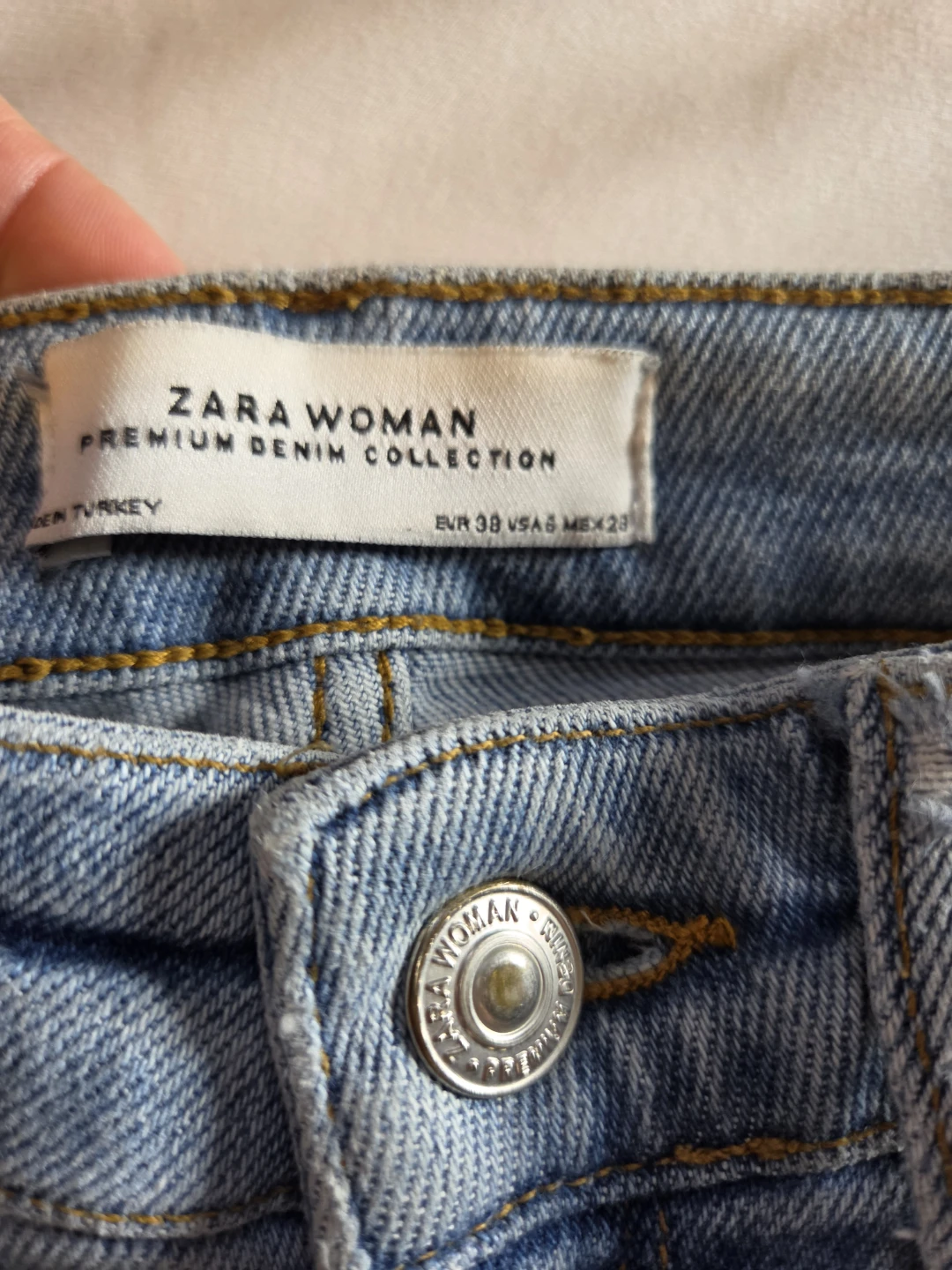 ZARA WOMAN Premium Denim Collection Jeans