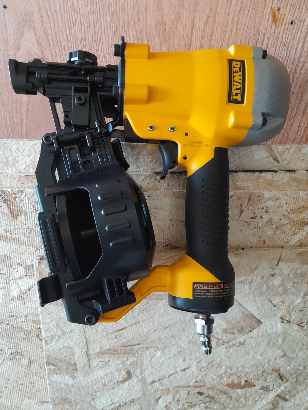 DeWalt DW46RNN Coil Roofing Nailer