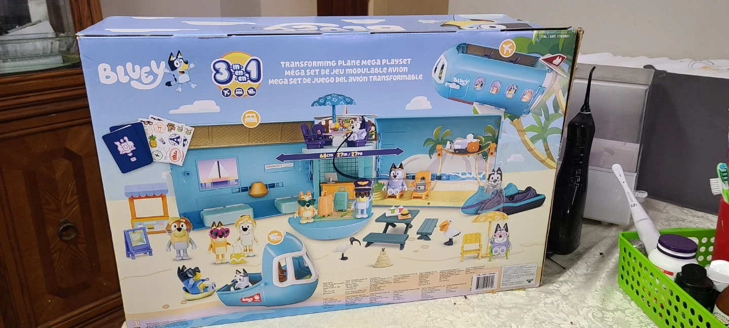 Bluey 3-in-1 Transforming Plane Mega Playset - photo 3