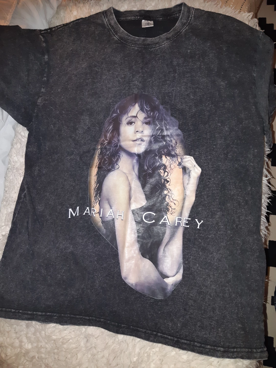 Mariah Carey Graphic T-Shirt - Medium