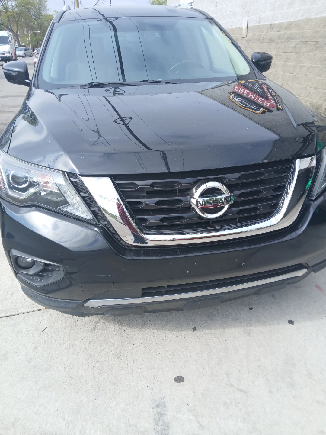 Nissan Pathfinder SV 4WD - photo 2