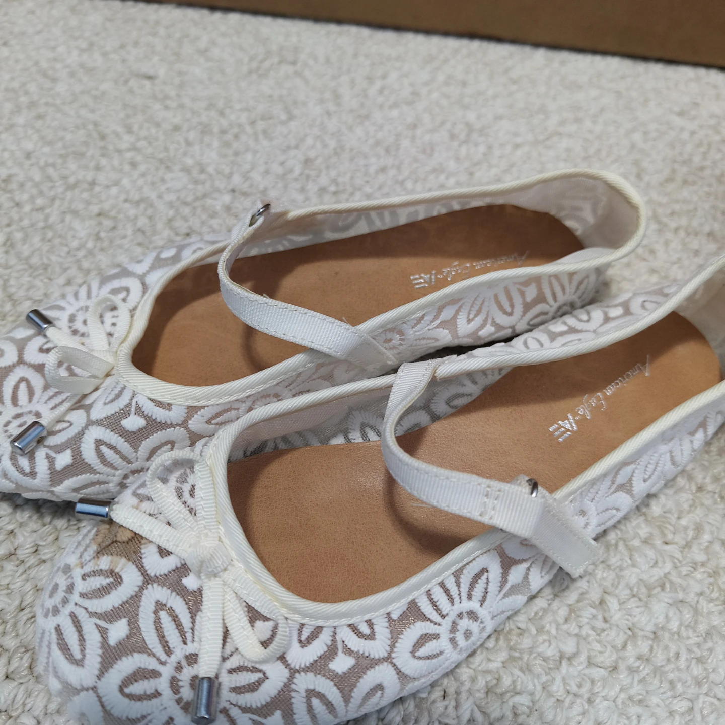 American Eagle White Lace Ballet Flats & Wedge Shoes-size 13 - photo 2