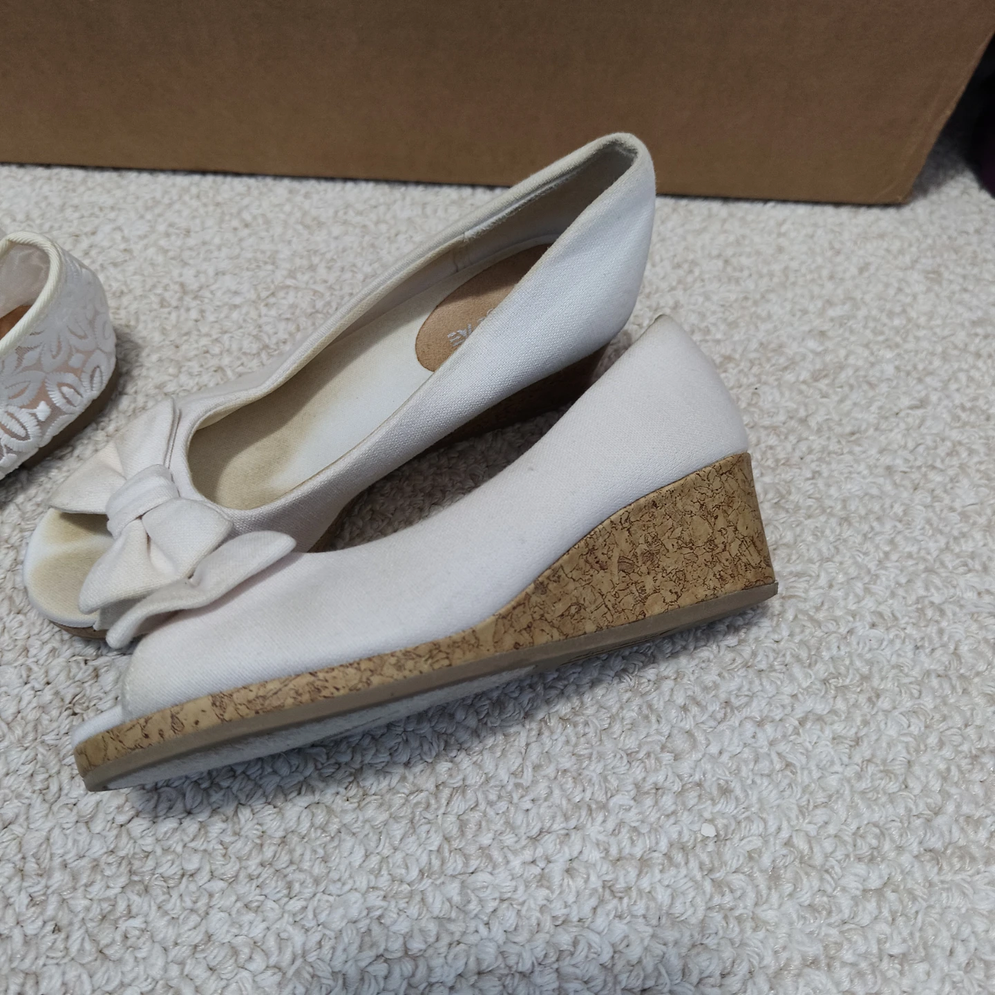 American Eagle White Lace Ballet Flats & Wedge Shoes-size 13 - photo 3