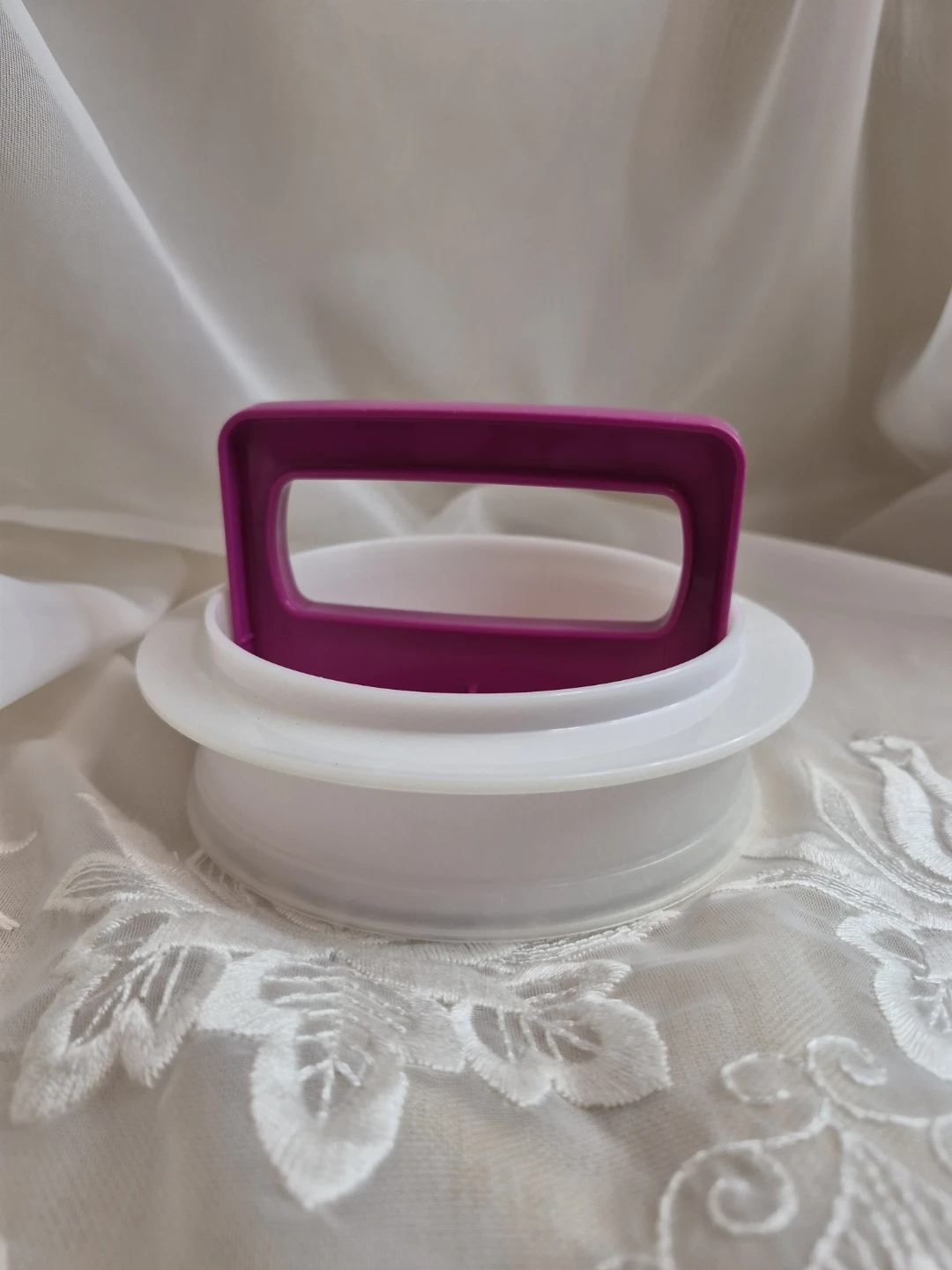 Tupperware 5" Round 3 pc Hamburger Press - photo 4