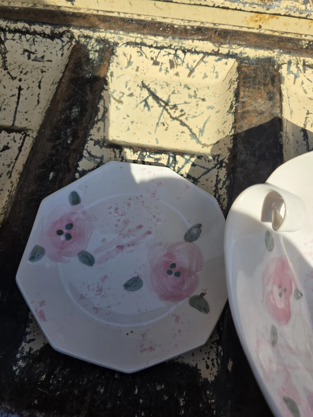 Hand-Painted Floral Ceramic Dishware Set - photo 3