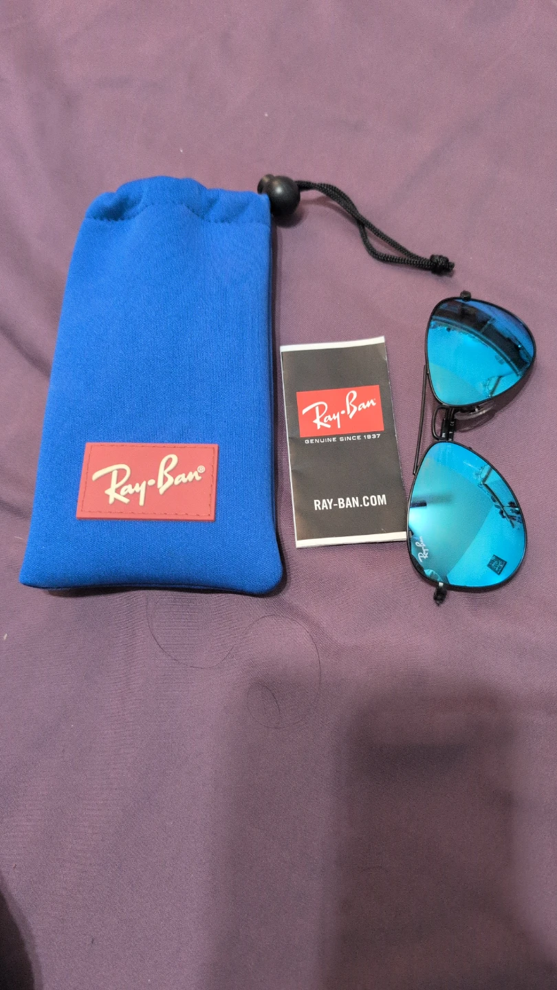 Ray-Ban Sunglasses with Blue Mirror Lenses and Blue Pouch