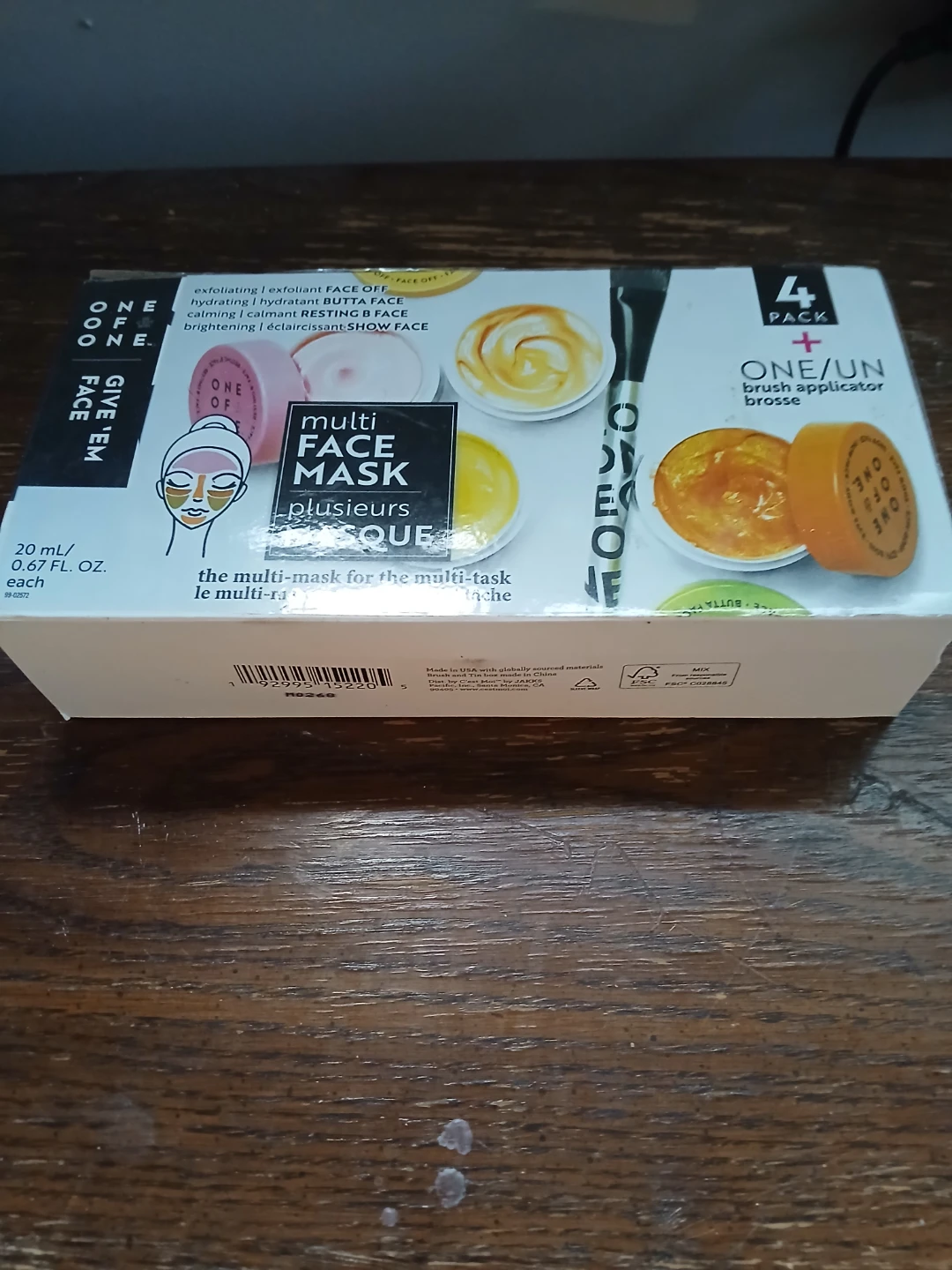 ONE/SIZE Give 'Em Face Mask Artist Kit