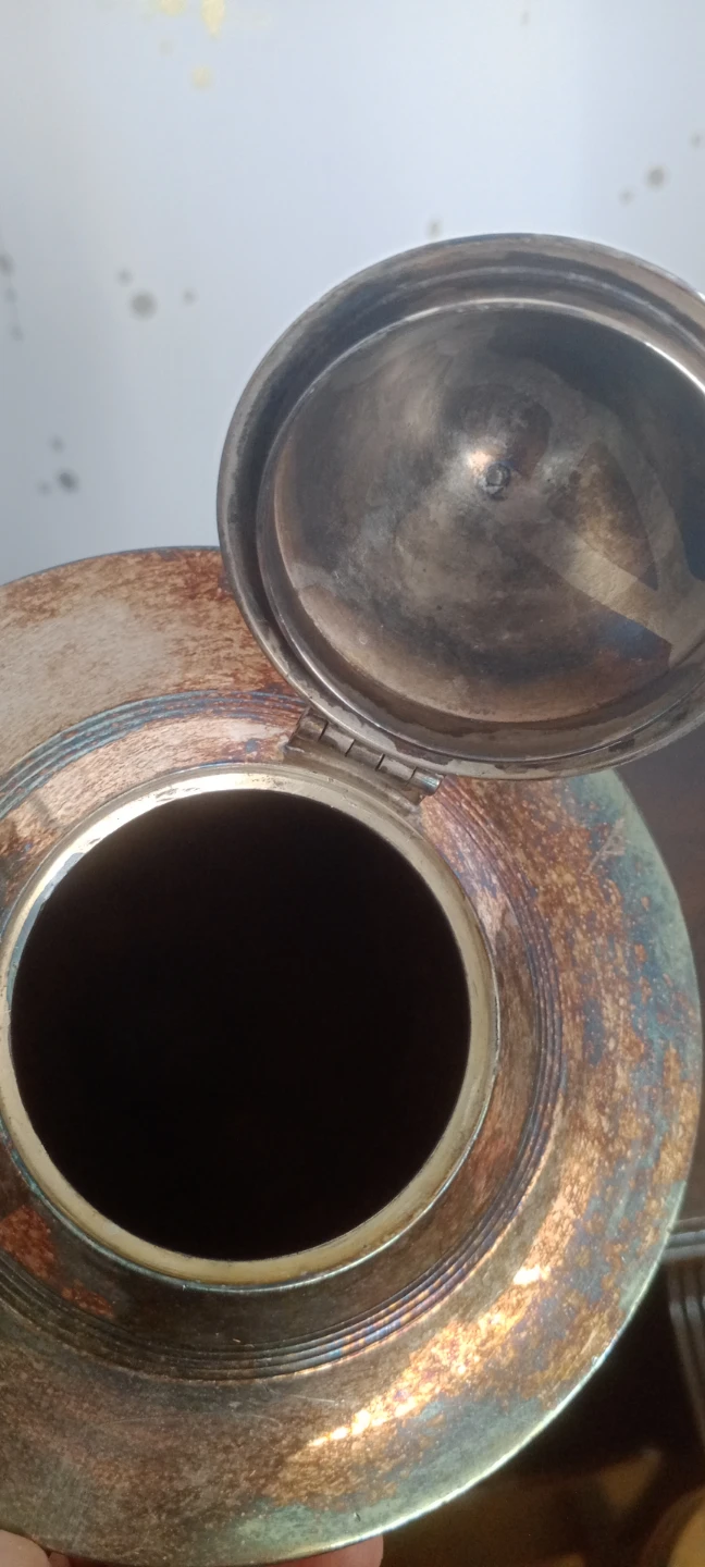 Vintage Silver Plated Teapot by Rogers Bros. - photo 3