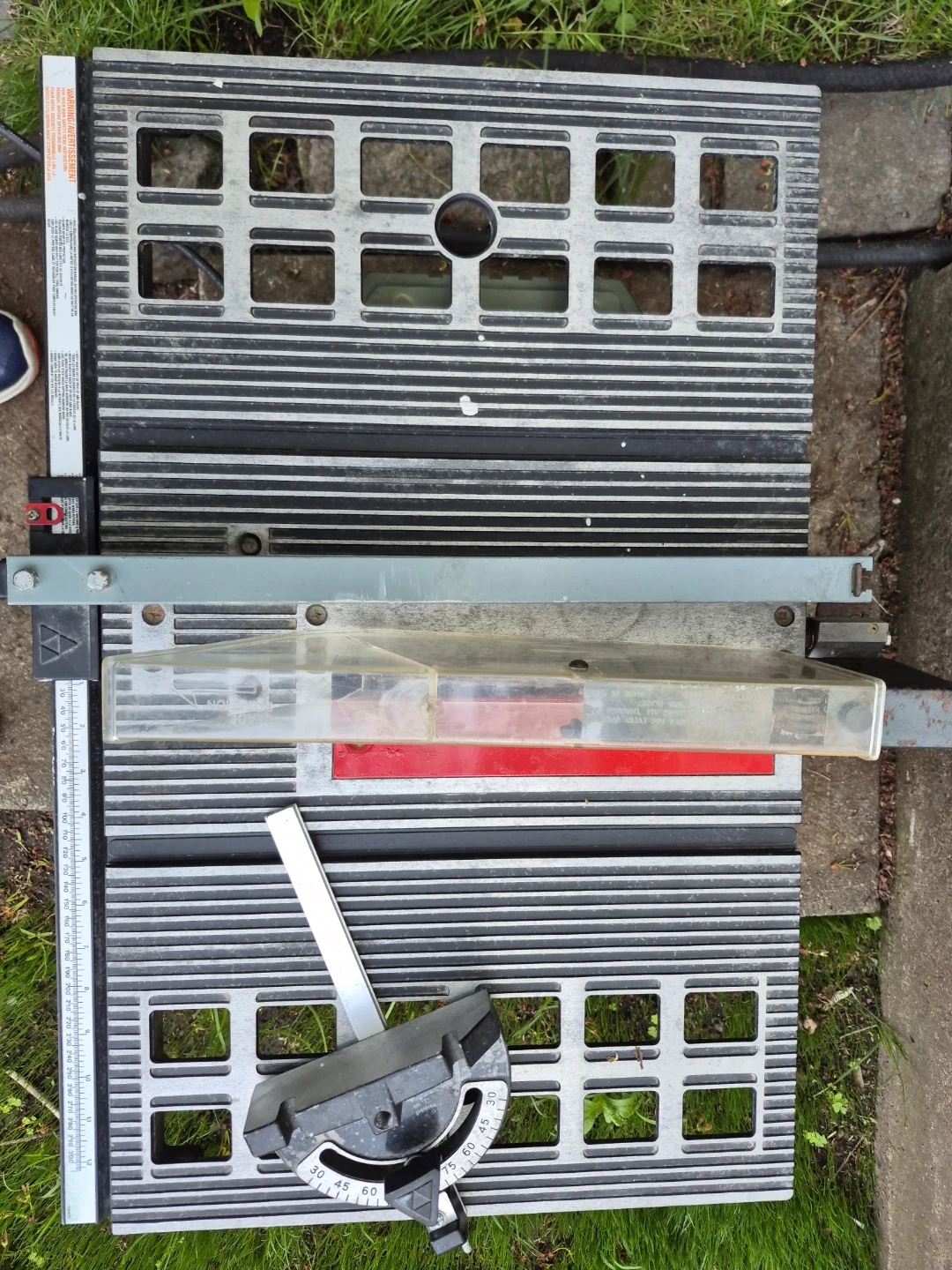 Delta 10 inch Table Saw - photo 3