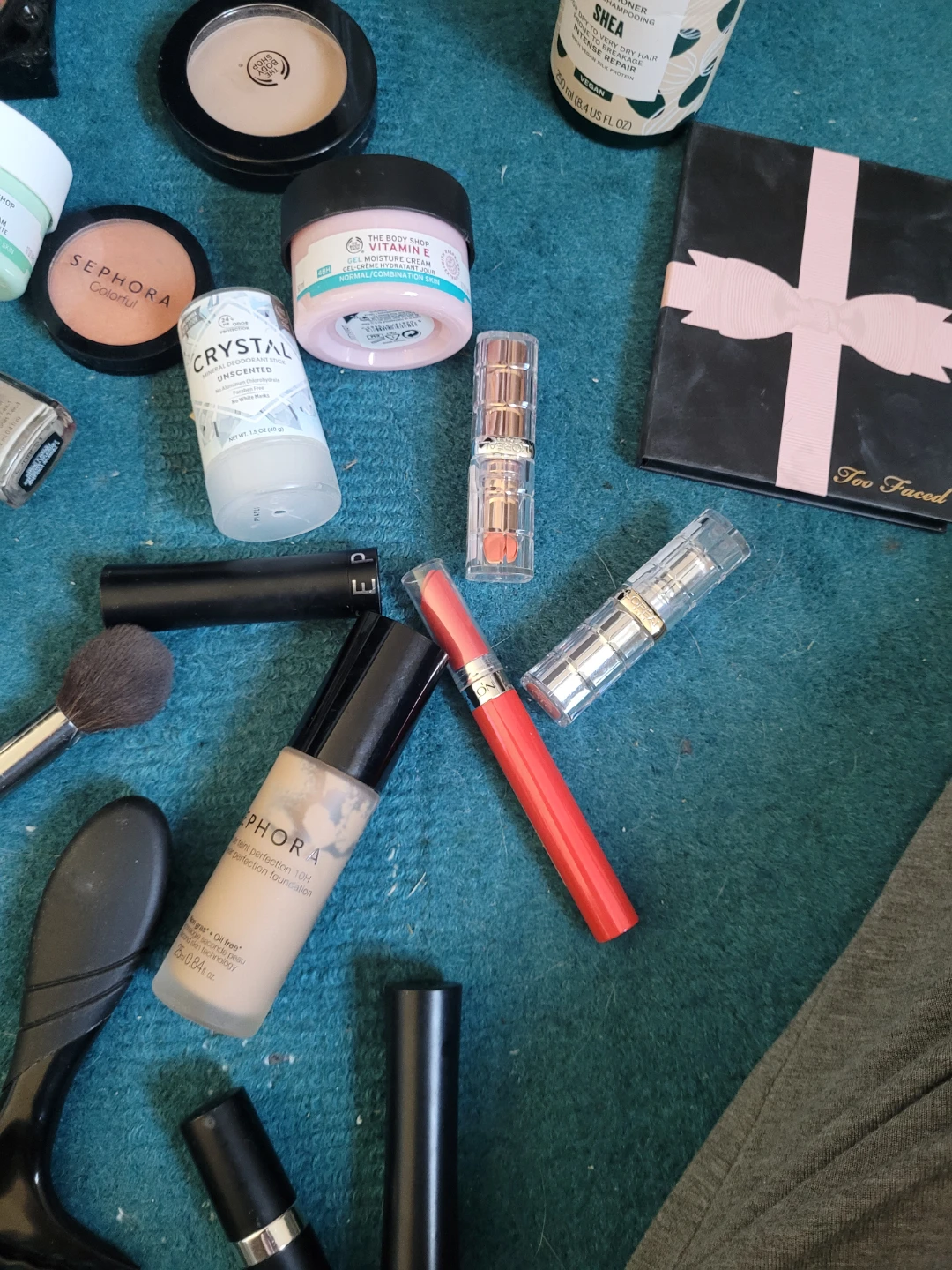 Assorted Makeup and Skincare Lot - photo 5