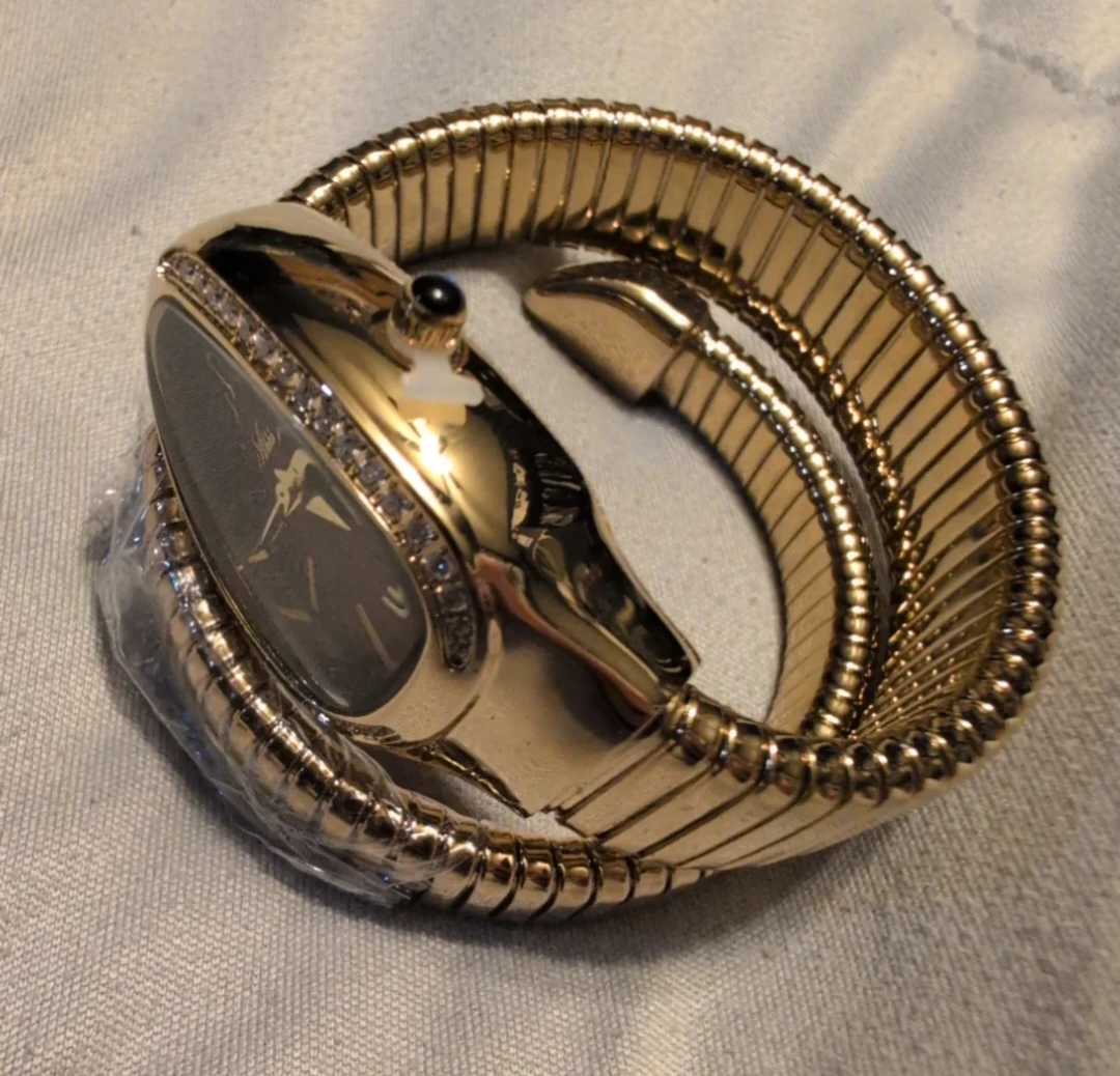MISSFOX Gold Snake Coil Wrap Watch