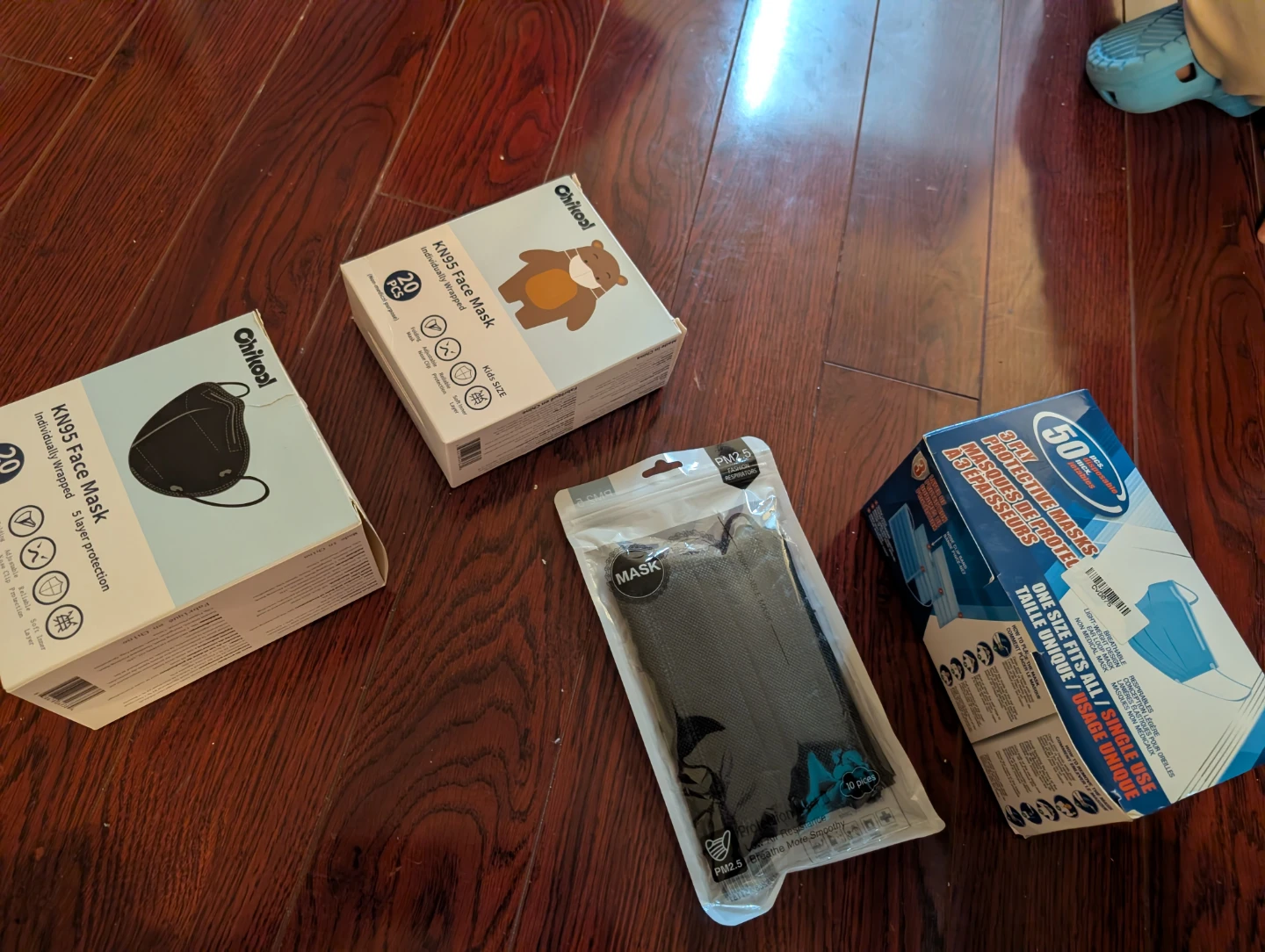 4 packs of masks