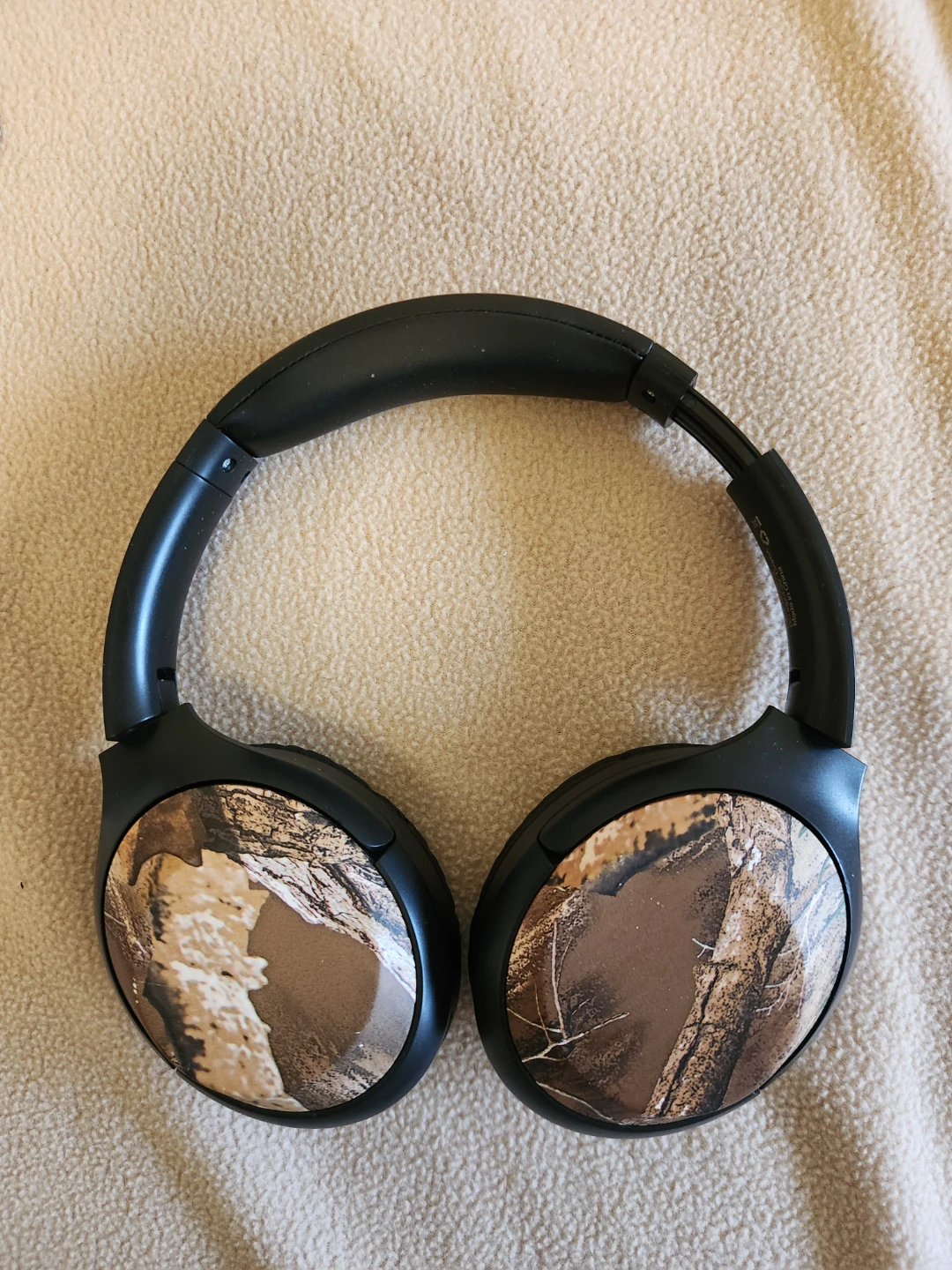 Realtree Camo Over-Ear Headphones