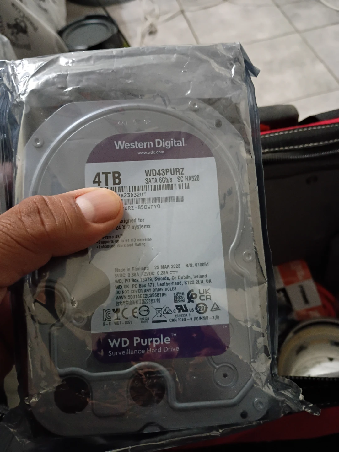 Western Digital 6TB WD64PURZ Surveillance Hard Drive - photo 5