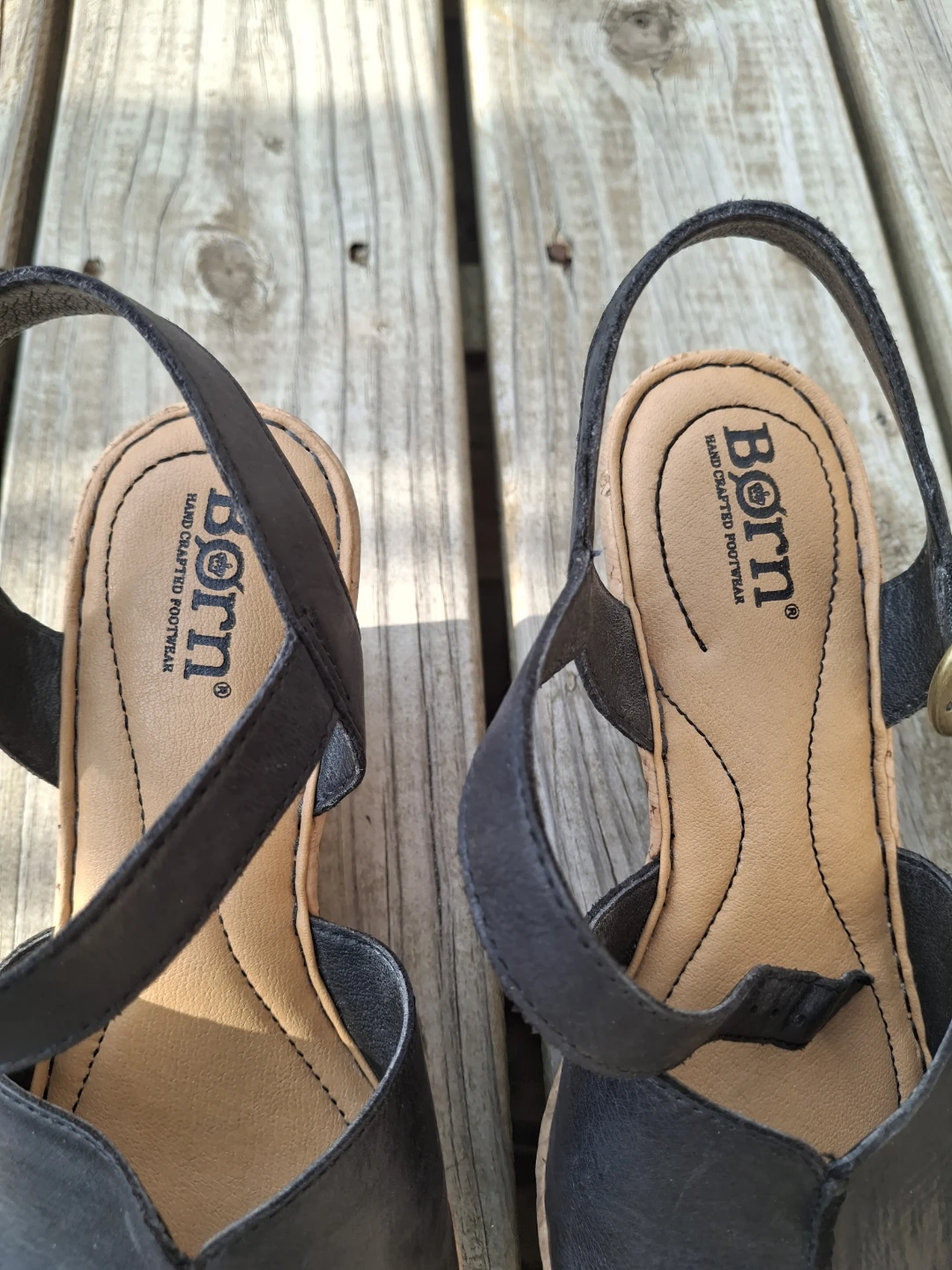 Born Black Leather Wedge Sandals Size 6M - photo 4