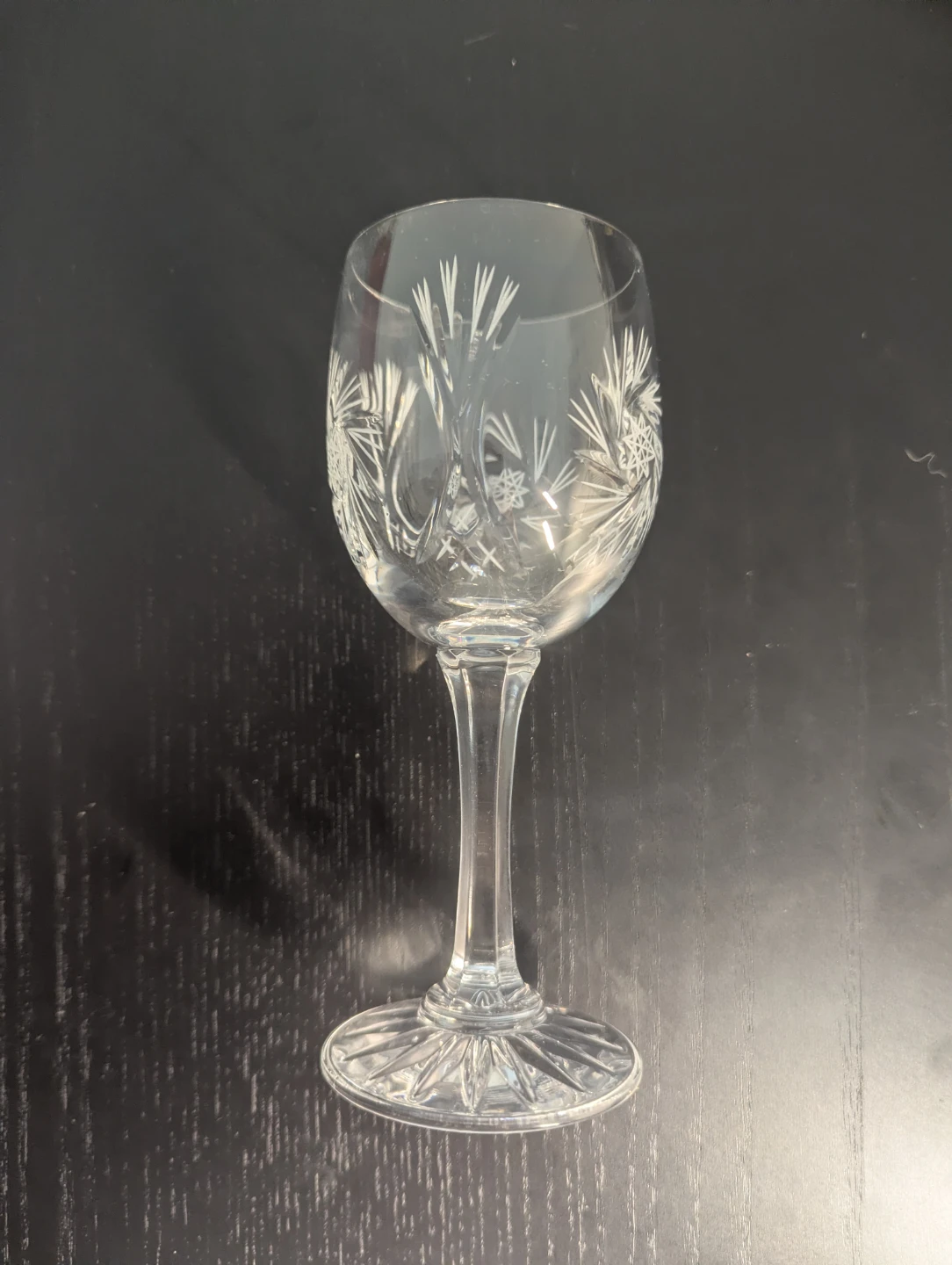 Crystal Wine Glass with Etched Design - photo 2