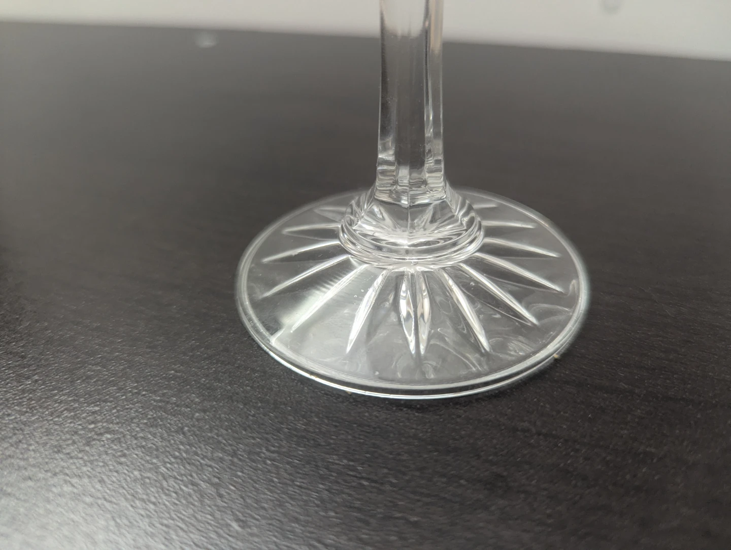 Crystal Wine Glass with Etched Design - photo 3