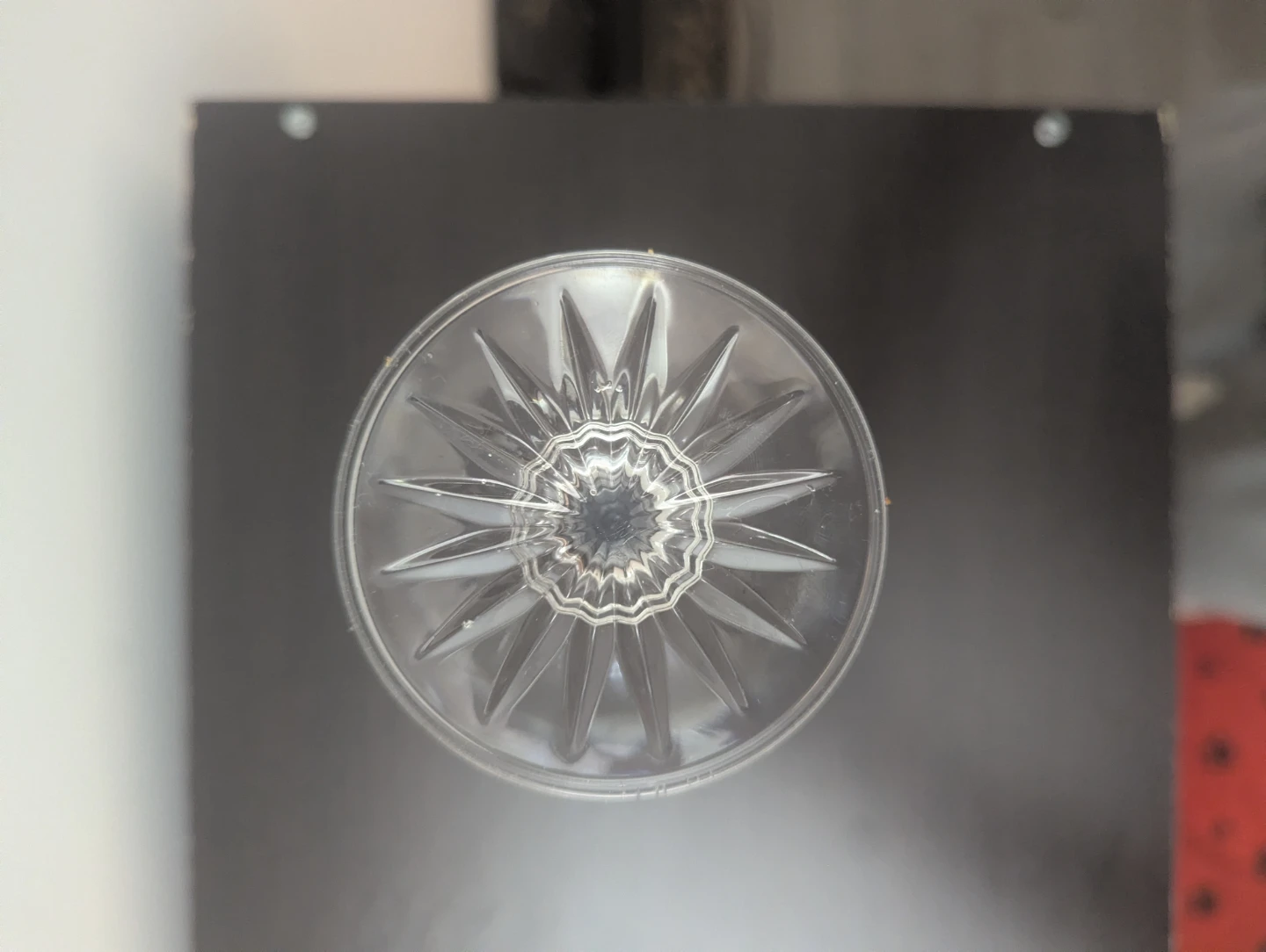 Crystal Wine Glass with Etched Design - photo 4