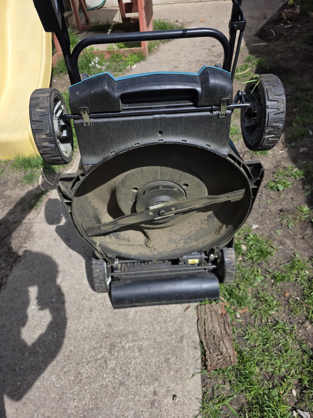 Makita 21-inch Electric Lawn Mower - photo 3