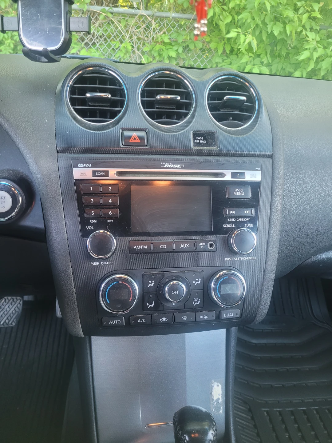Silver Nissan Altima Sedan - photo 5