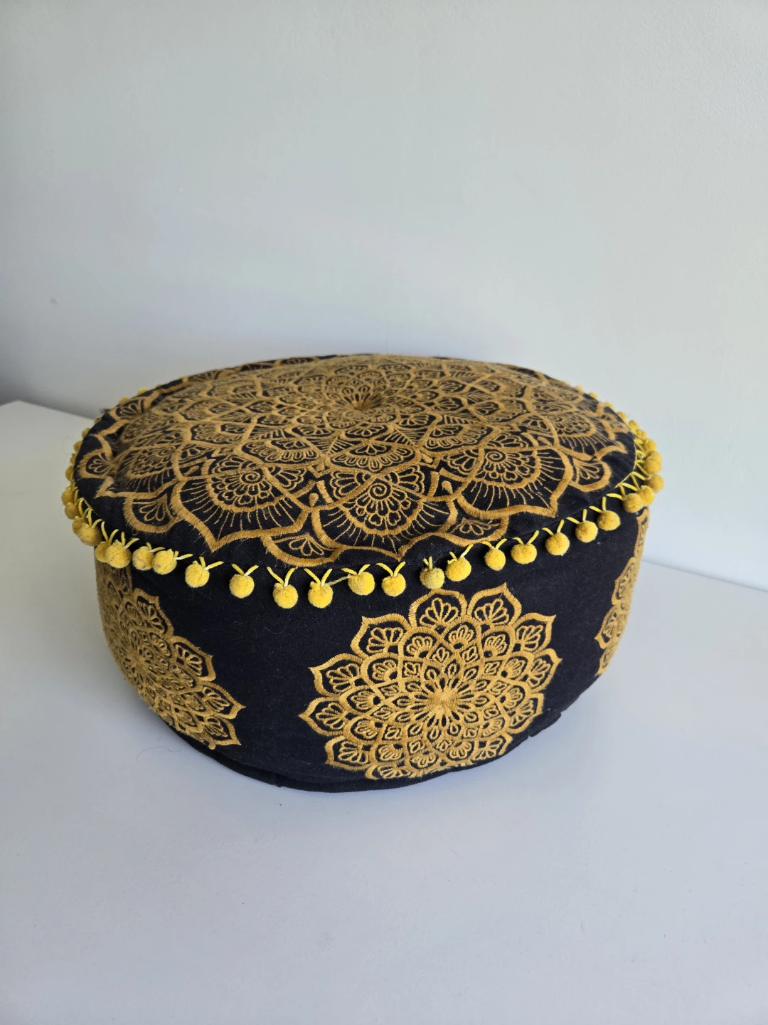 Decorative Round Mandala patterned Ottoman Pouf - photo 2