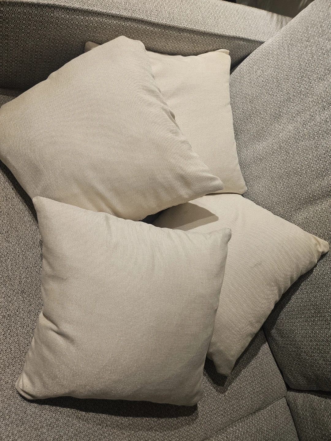 Couch cushions / pillows (Set of 4) - photo 2