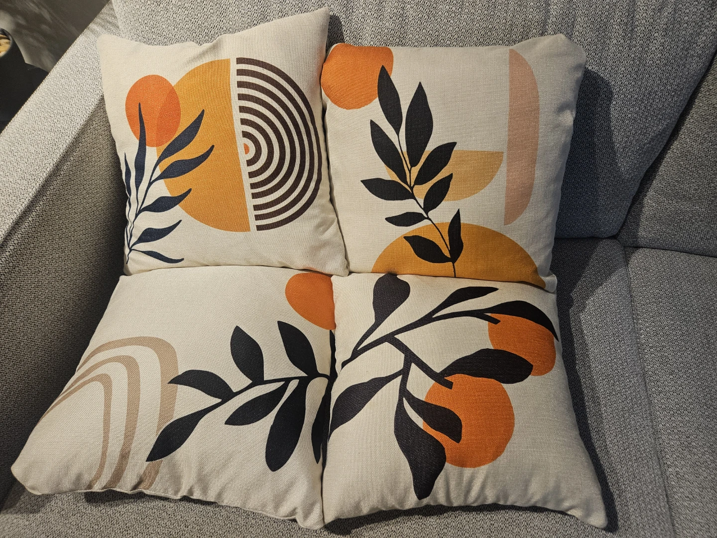 Couch cushions / pillows (Set of 4) - photo 3