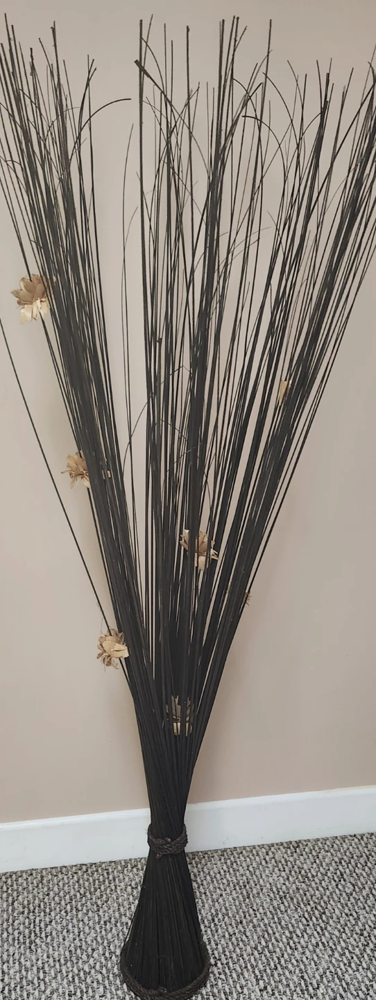 Decorative Black Reed Grass with Natural Accents
