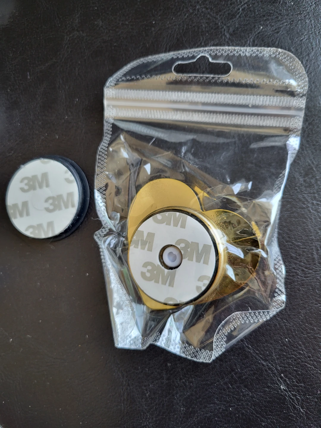 NEW! 2x phone pop sockets - photo 2