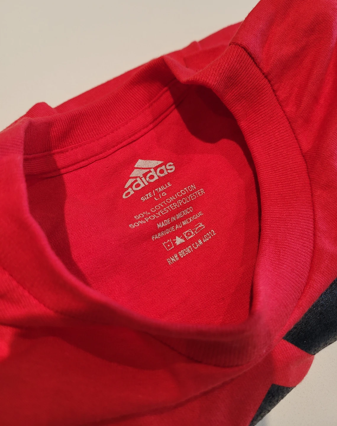 Large, NWT Adidas Classic Red Badge of Sport Graphic Tee - photo 2