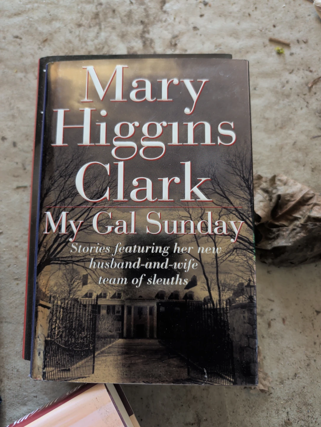 Collection of Mary Higgins Clark Novels - photo 5