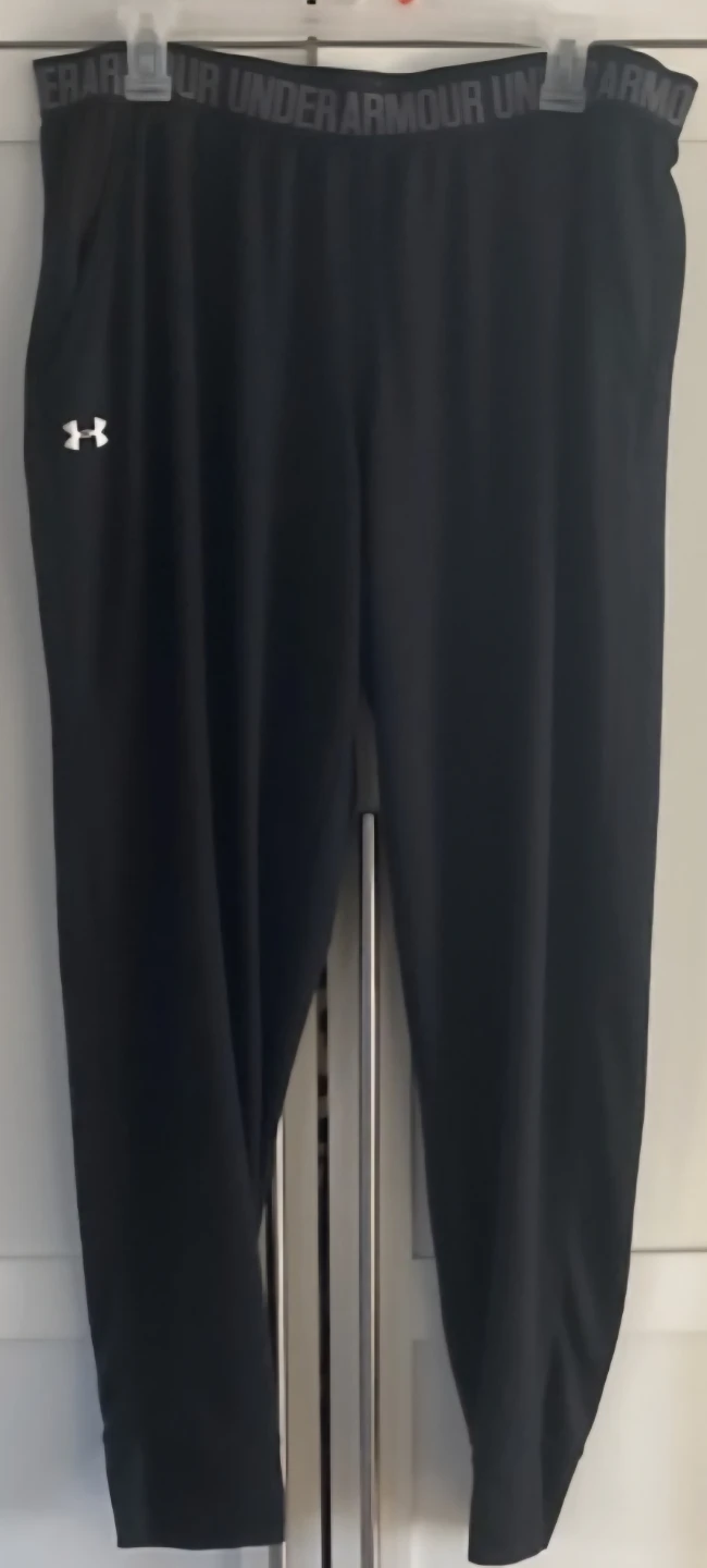 Under Armour Men's HeatGear Base Layer Pants.  XL.