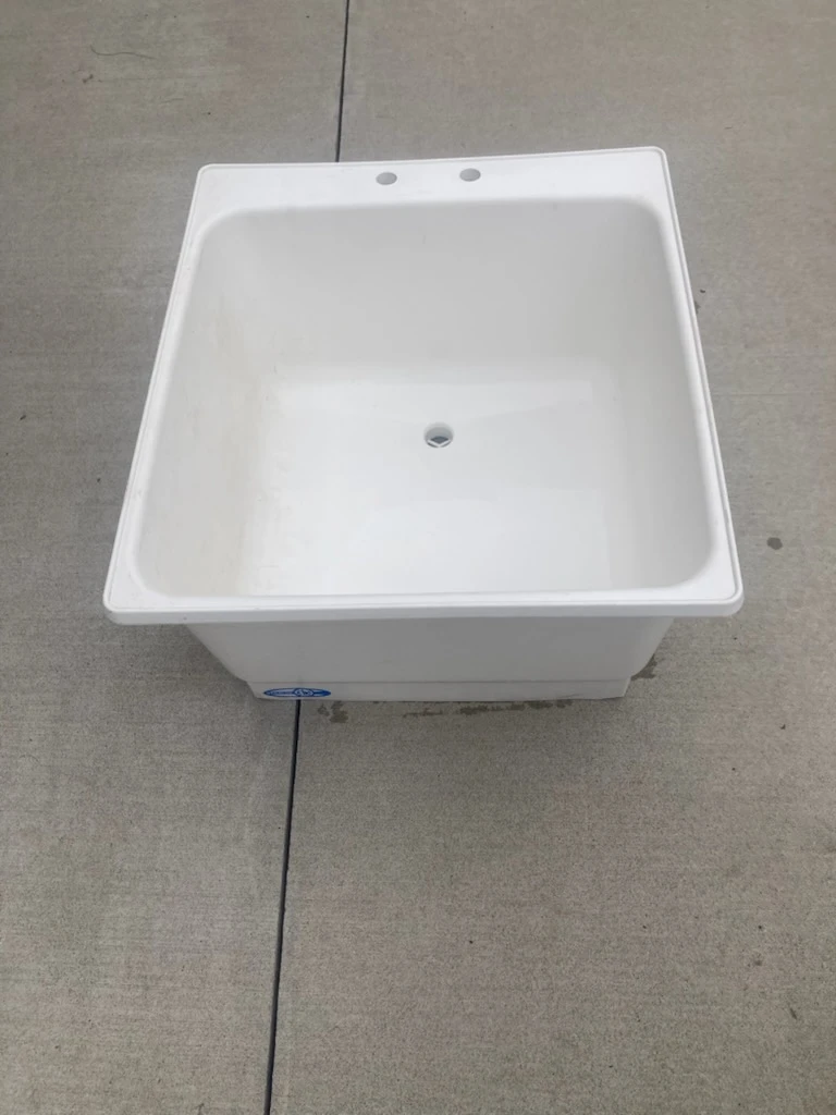 Utilatub Utility Sink