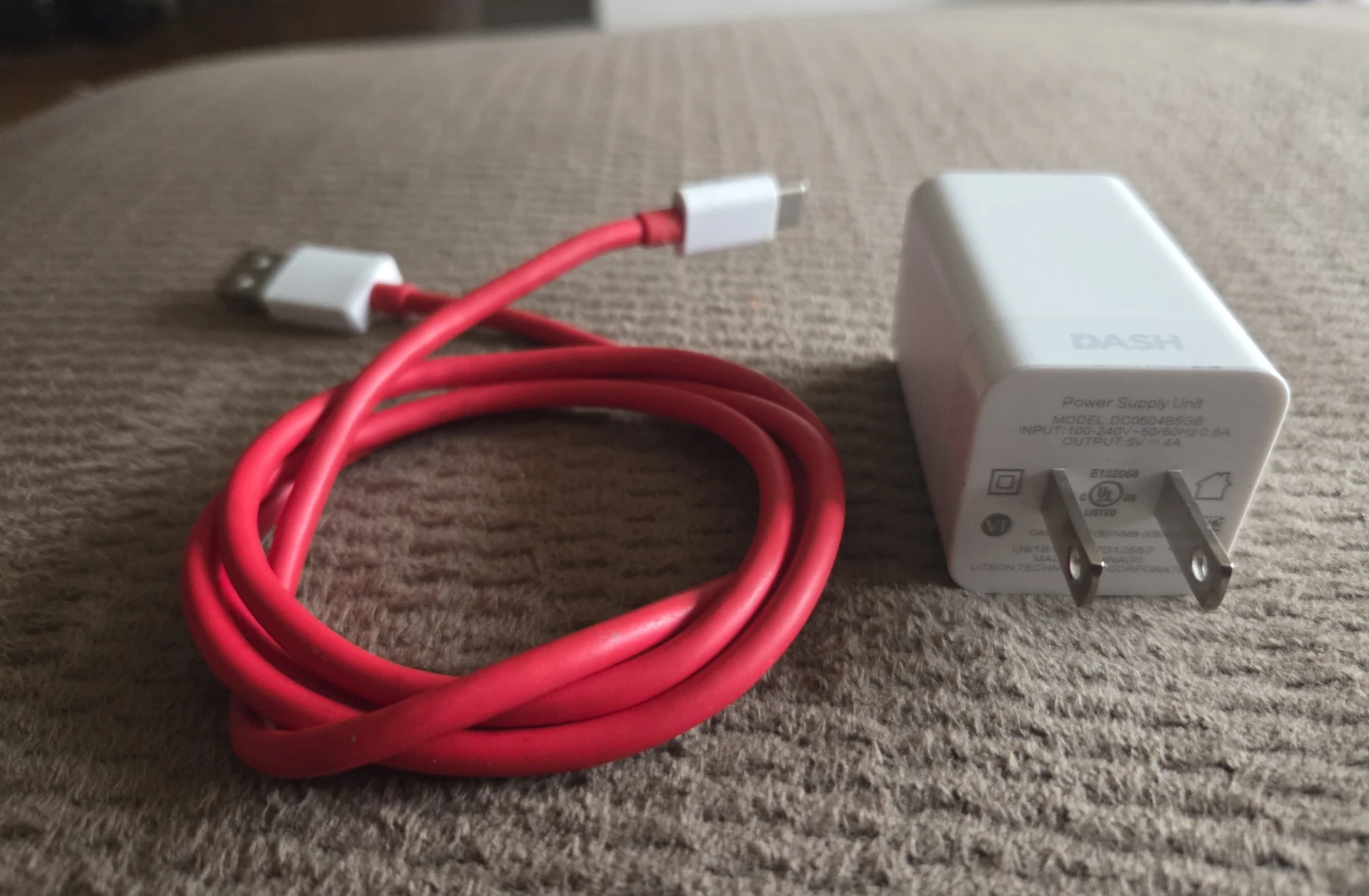 OnePlus Type C Fast Charger  charger 20 Watt